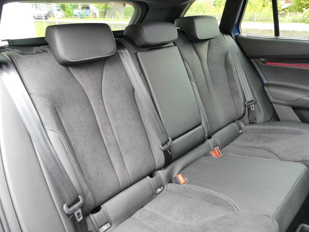 SKODA Enyaq 85x Sportline 4x4-image-12