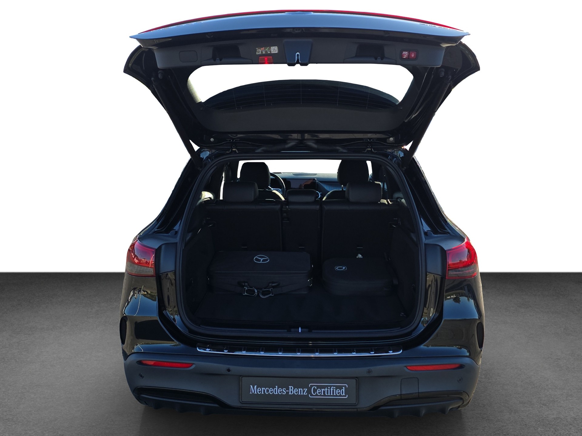 MERCEDES-BENZ EQA 300 AMG Line 4Matic-image-10