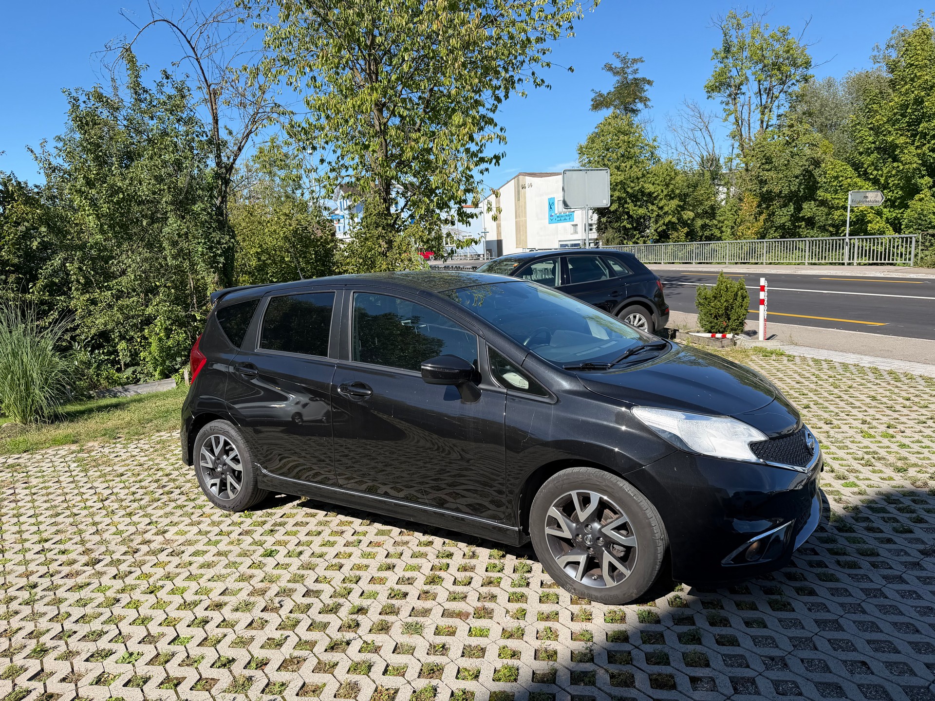 NISSAN Note 1.2 DIG-S tekna CVT-image-1