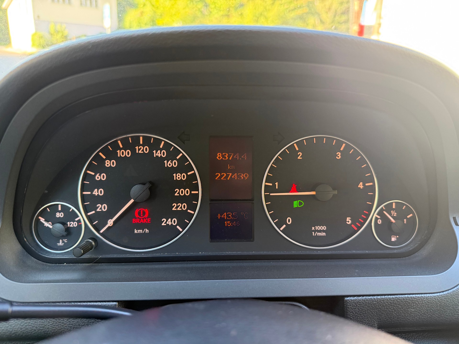 MERCEDES-BENZ A 180 CDI Avantgarde-image-25