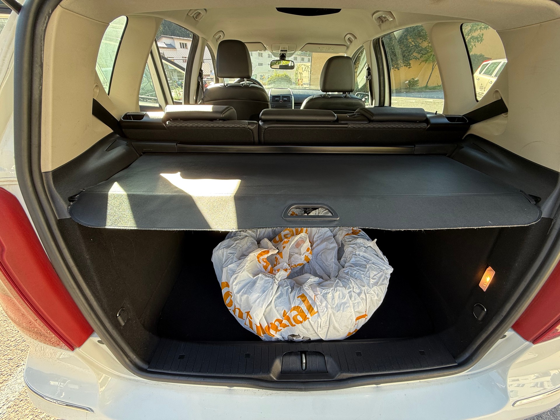 MERCEDES-BENZ A 180 CDI Avantgarde-image-10