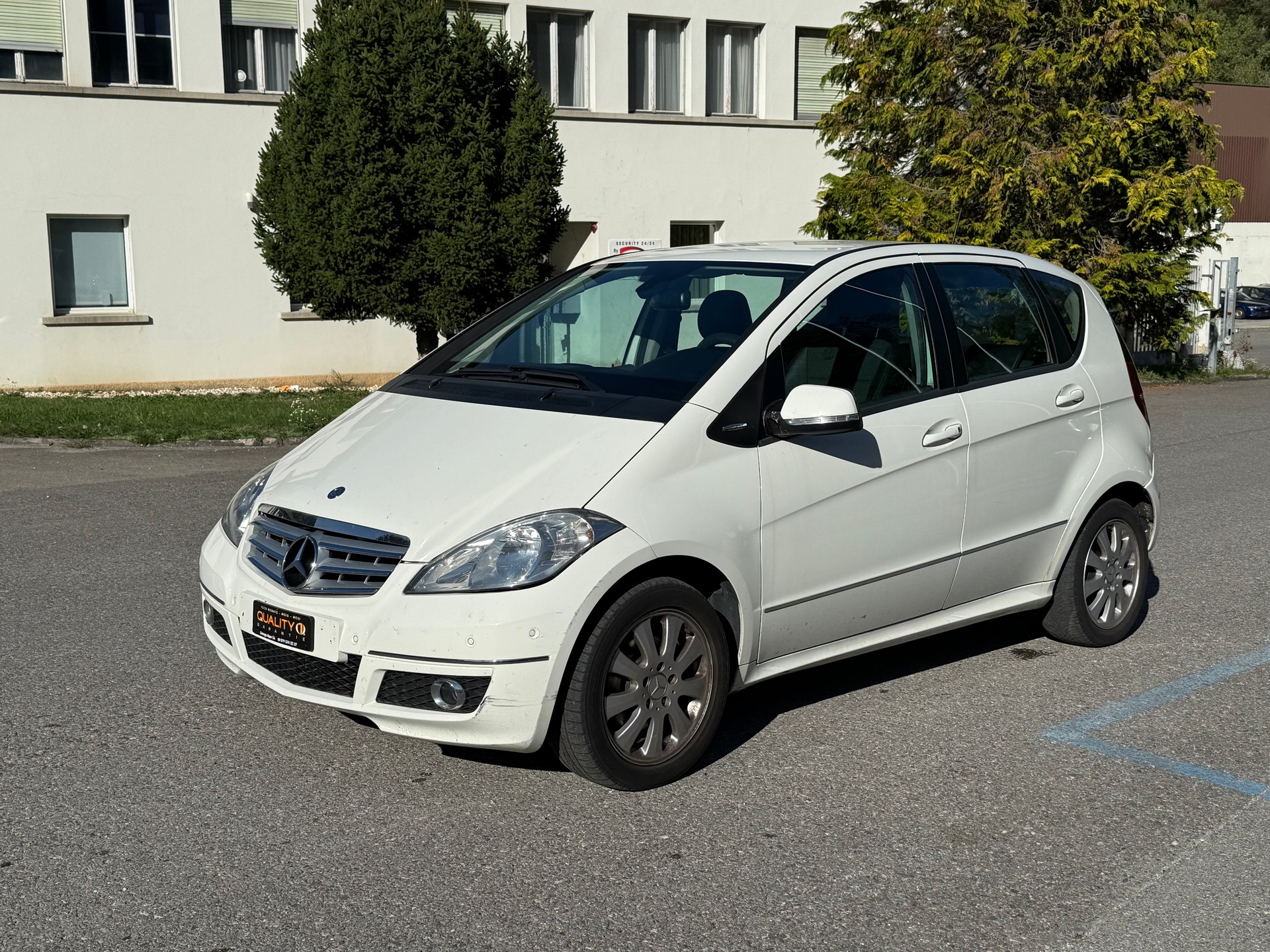 MERCEDES-BENZ A 180 CDI Avantgarde-image-2