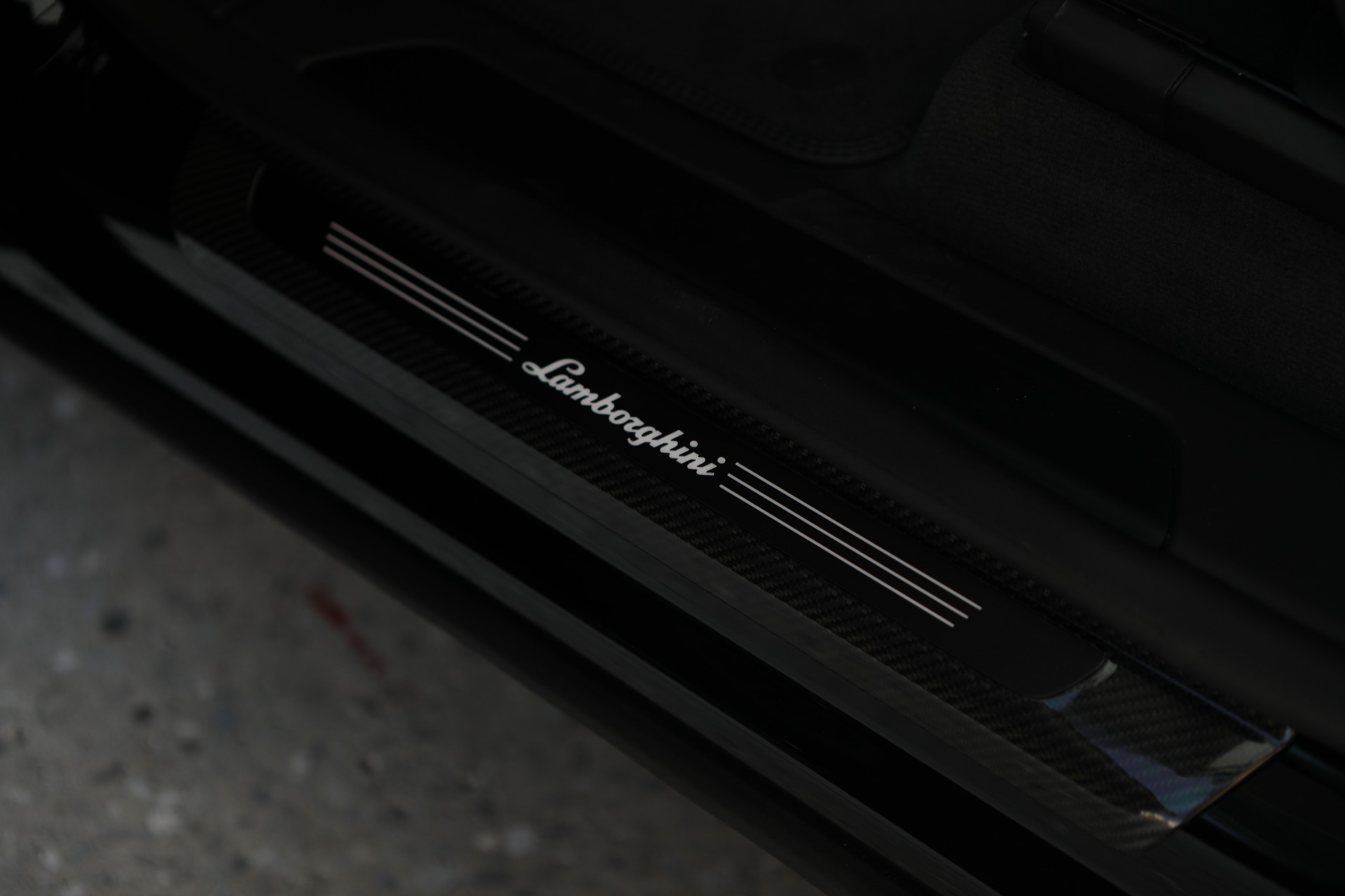 LAMBORGHINI Urus SE-image-9