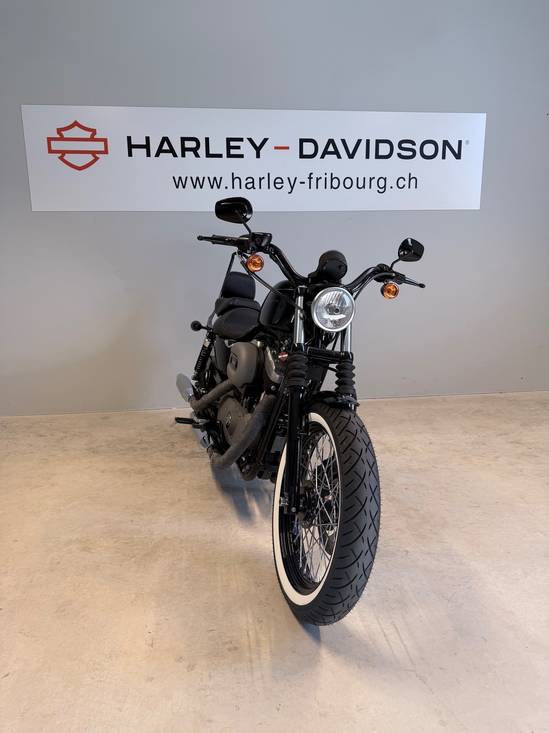 HARLEY-DAVIDSON XL 1200 N Sportster Nightster-showroom-element-1
