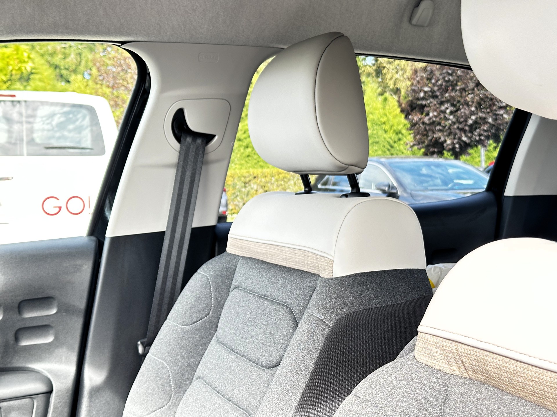 CITROEN C3 1.2i PureTech Elle EAT6-image-12