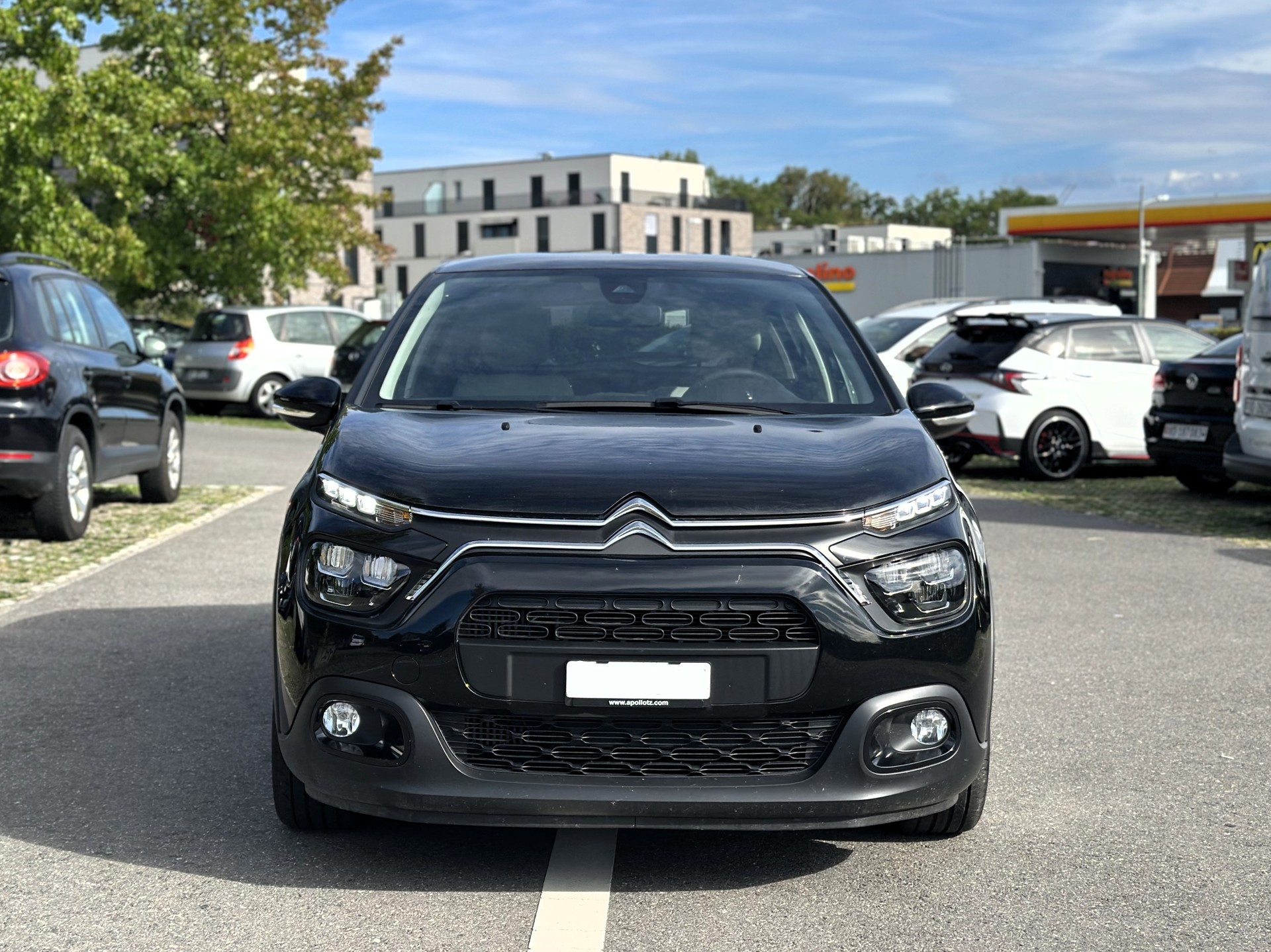 CITROEN C3 1.2i PureTech Elle EAT6-image-1