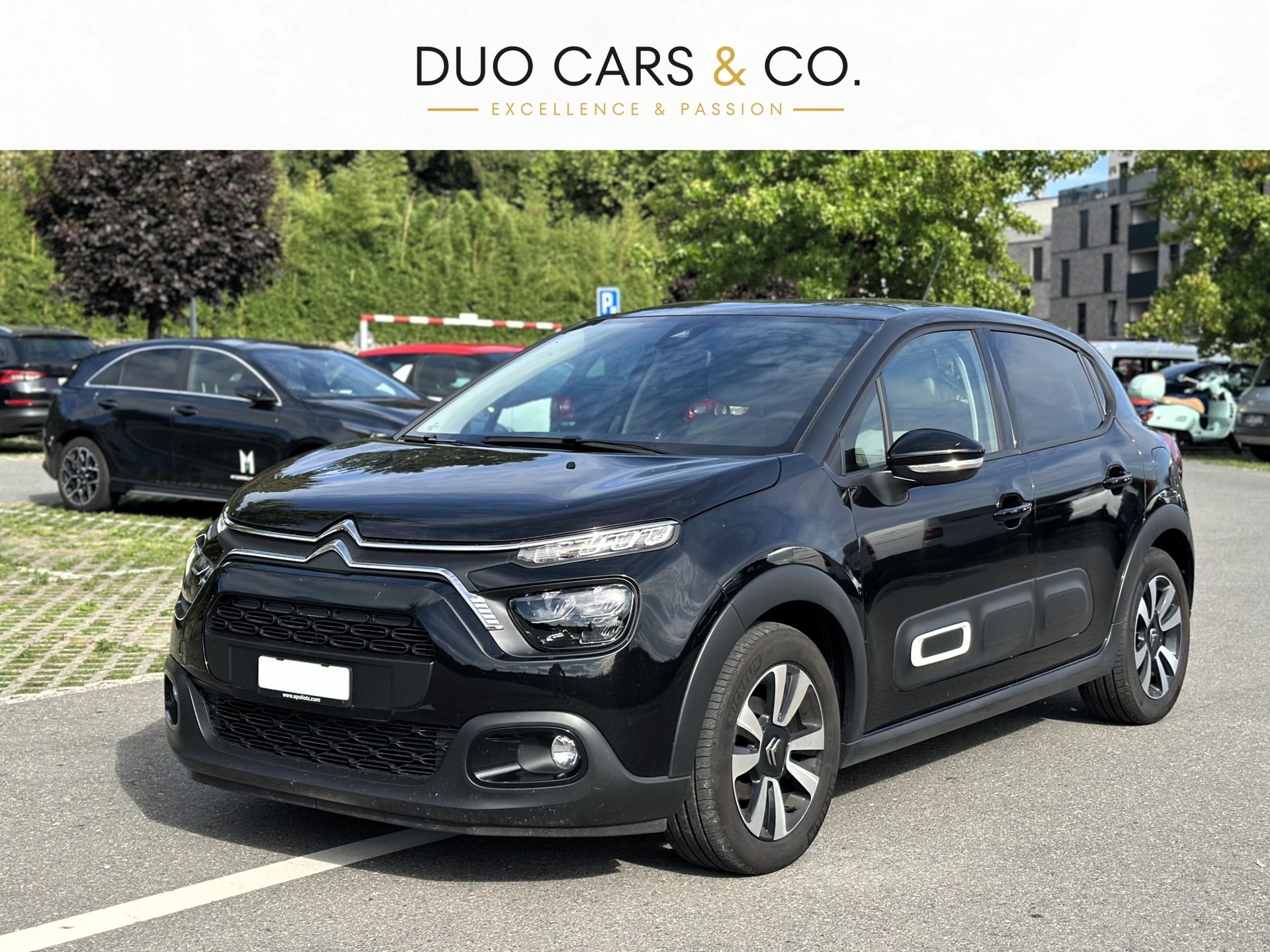 CITROEN C3 1.2i PureTech Elle EAT6-image-0