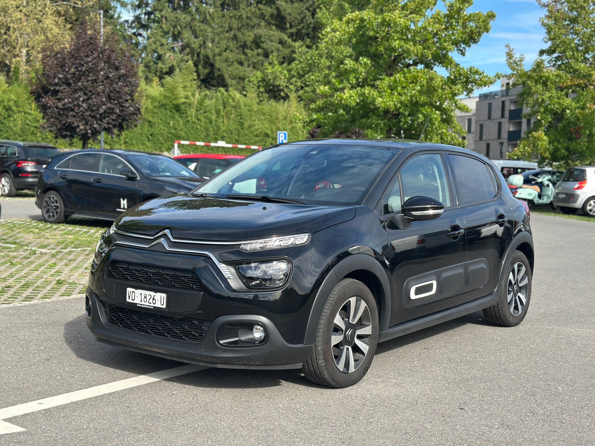 CITROEN C3 1.2i PureTech Elle EAT6-image-6