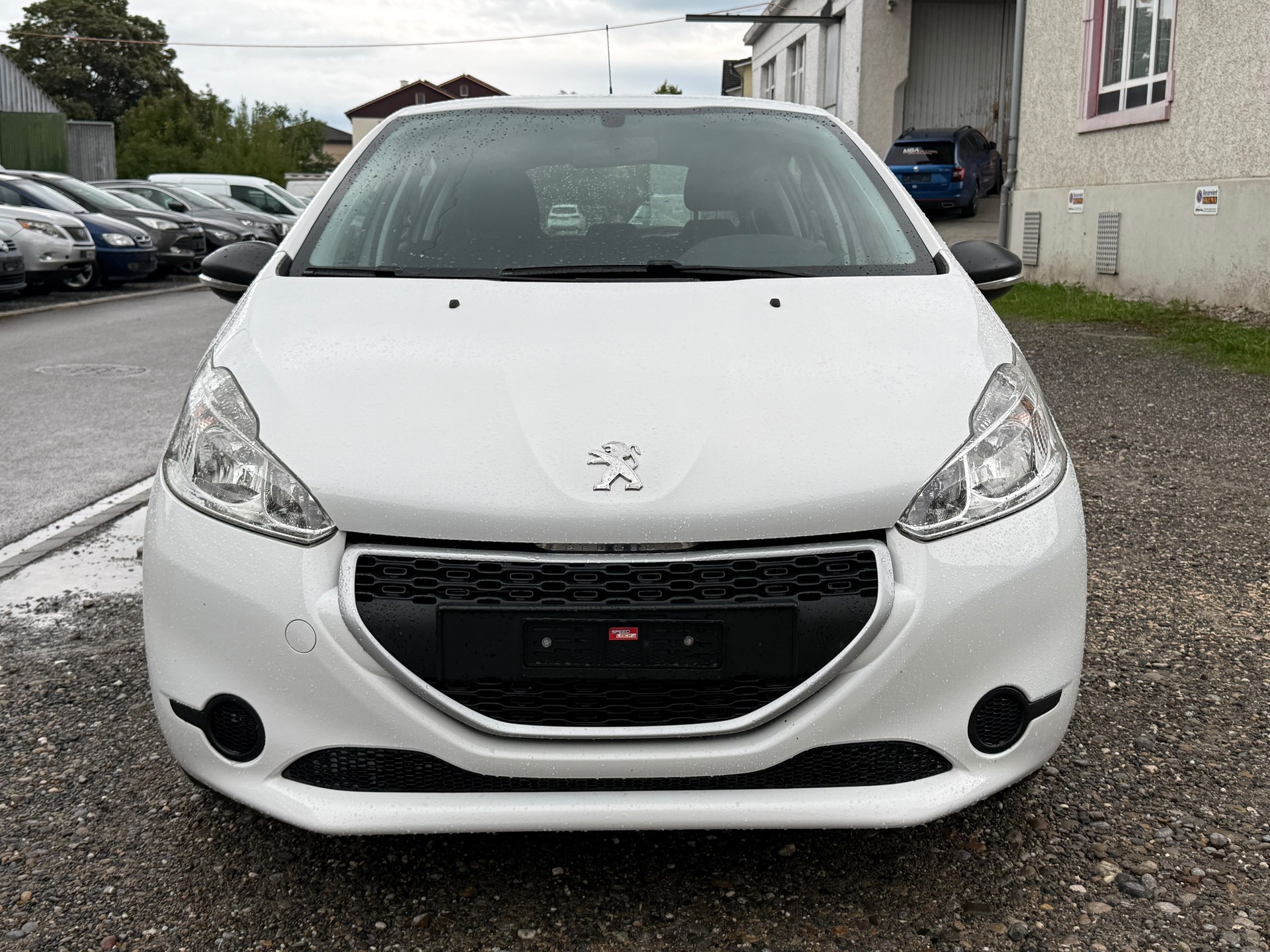 PEUGEOT 208 1.2 VTI Active-image-7