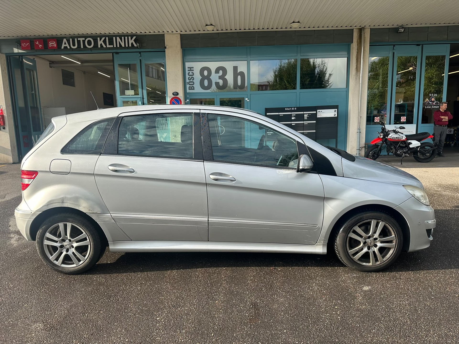MERCEDES-BENZ B 180 CDI Autotronic-image-4