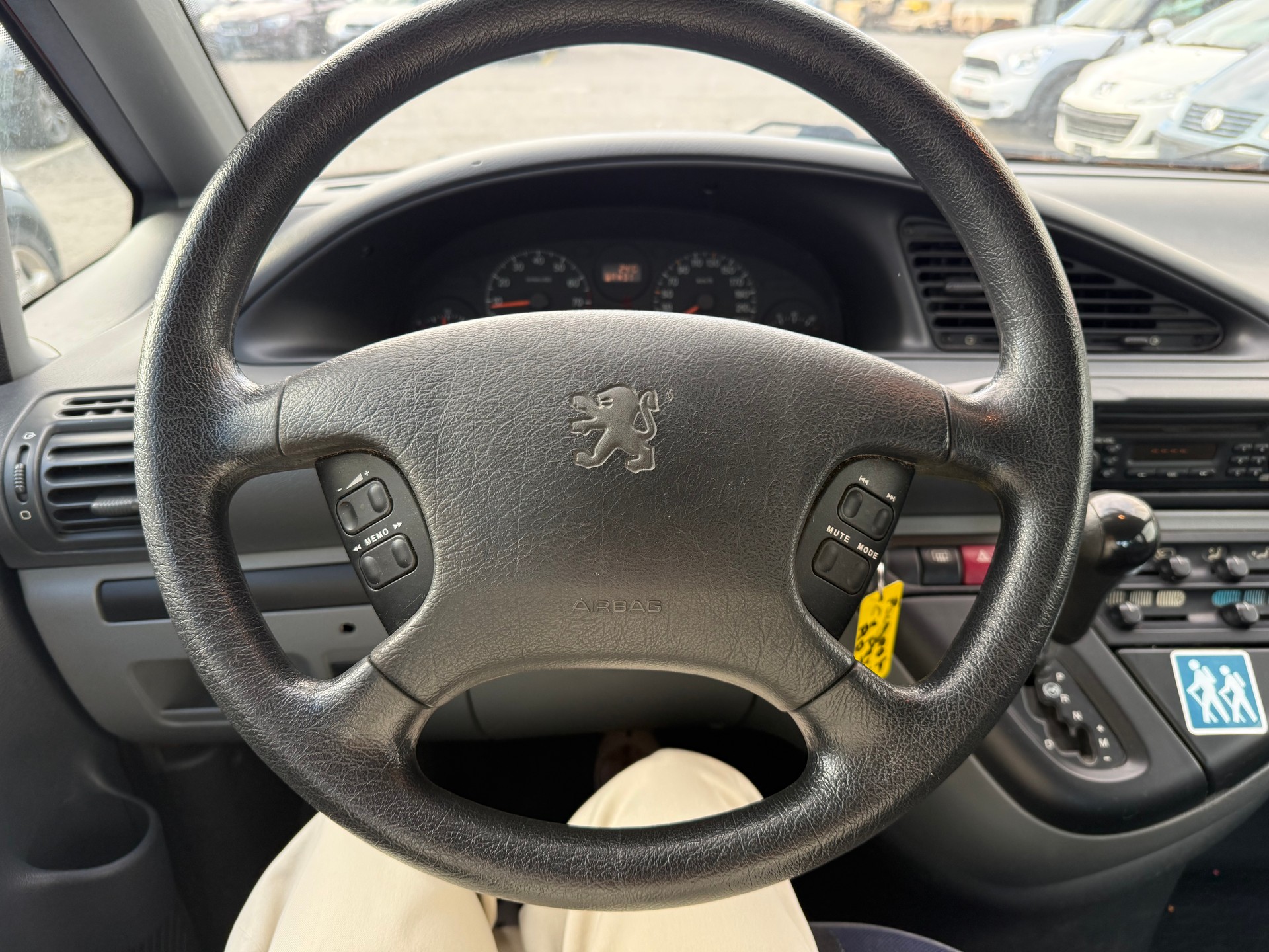 PEUGEOT Expert 2.0 220 C Swiss Pack-image-5