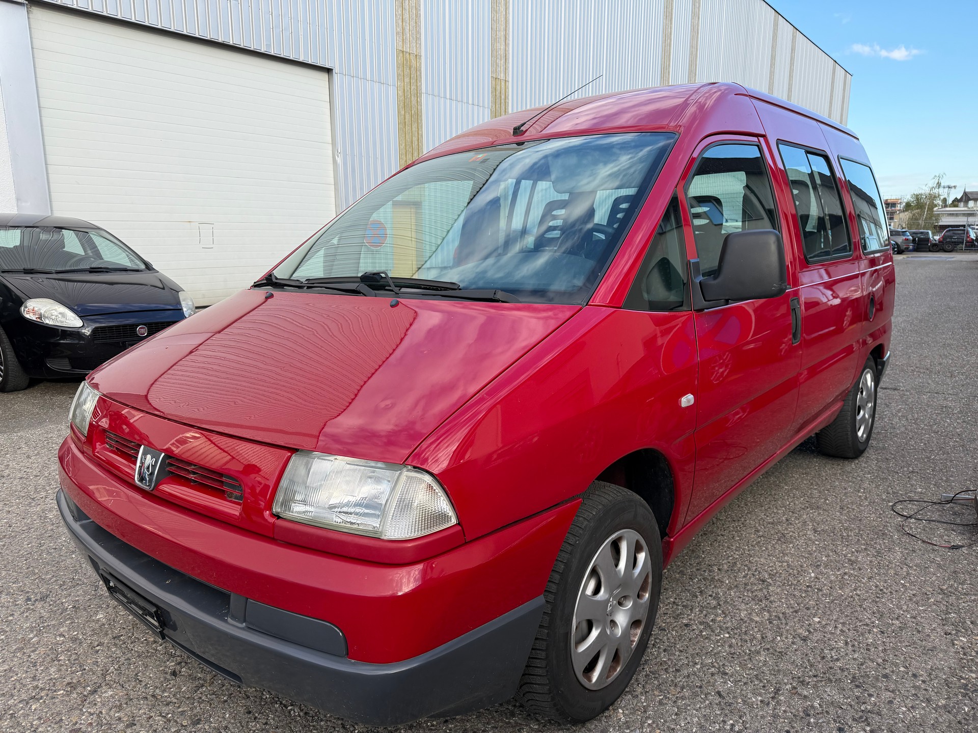 PEUGEOT Expert 2.0 220 C Swiss Pack-image-1