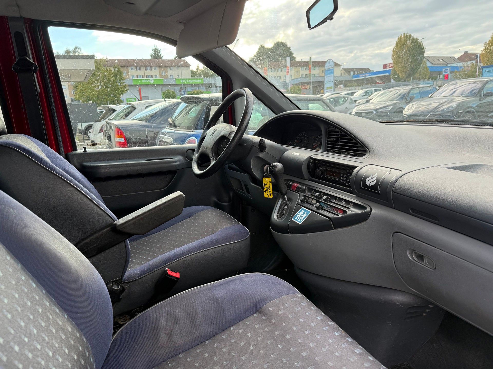 PEUGEOT Expert 2.0 220 C Swiss Pack-image-8