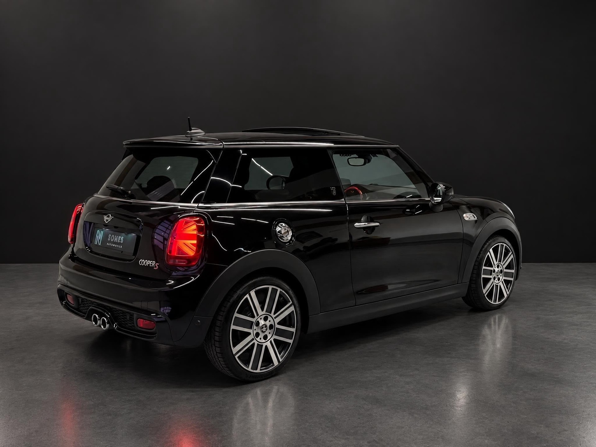 MINI Cooper S Steptronic DKG frisch ab Service & MFK-image-4