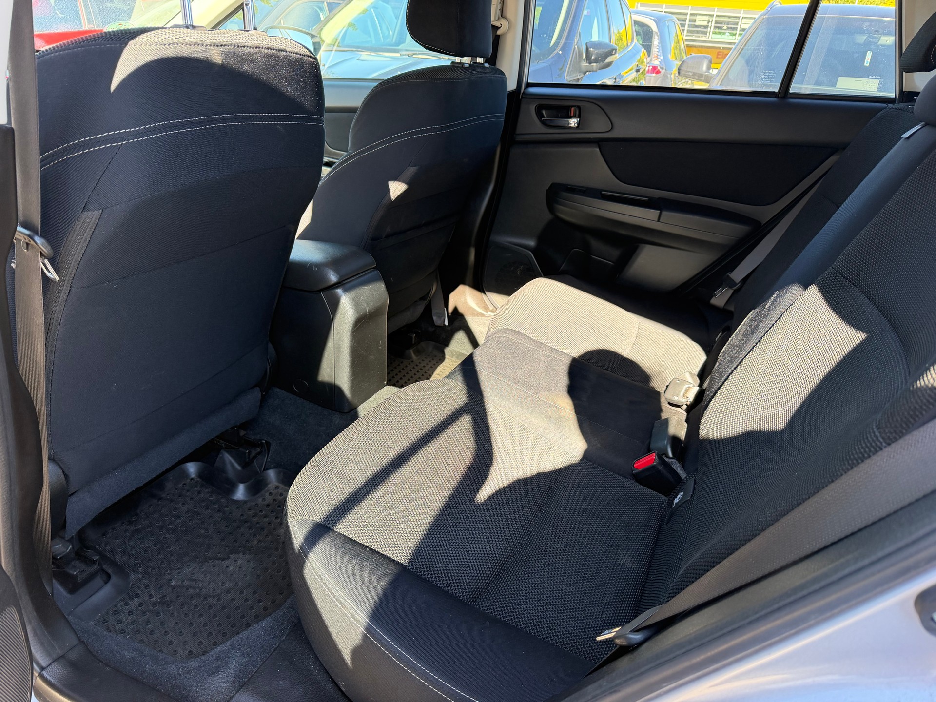 SUBARU XV 2.0D Swiss Three AWD-image-8