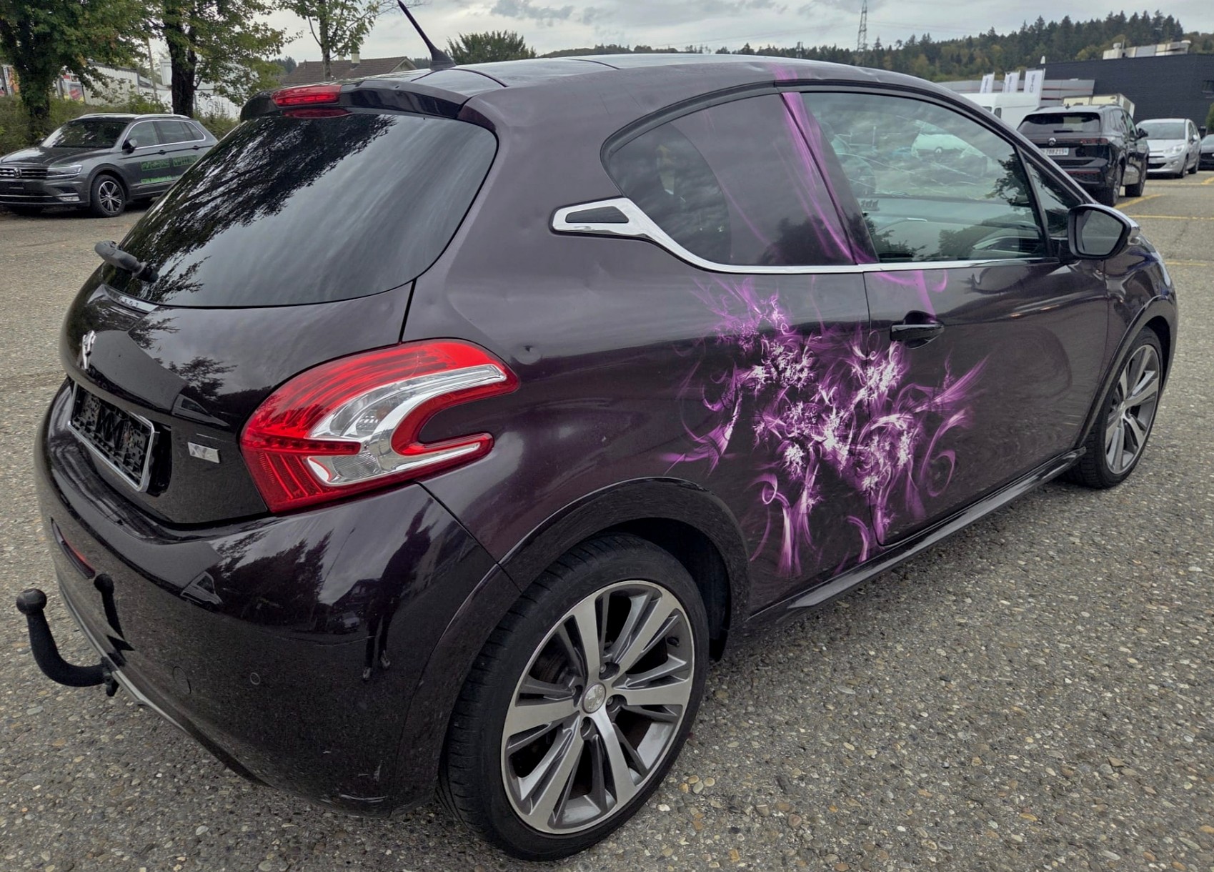 PEUGEOT 208 1.6 e-HDI XY-image-4
