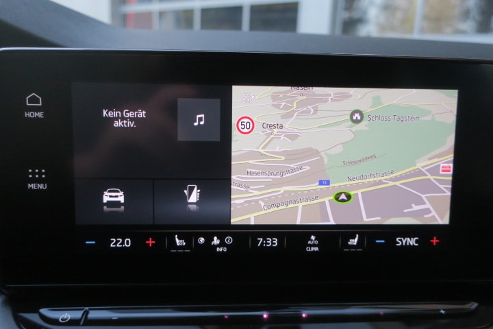 SKODA Octavia Combi 2.0 TDI DSG Ambition 4x4-image-10