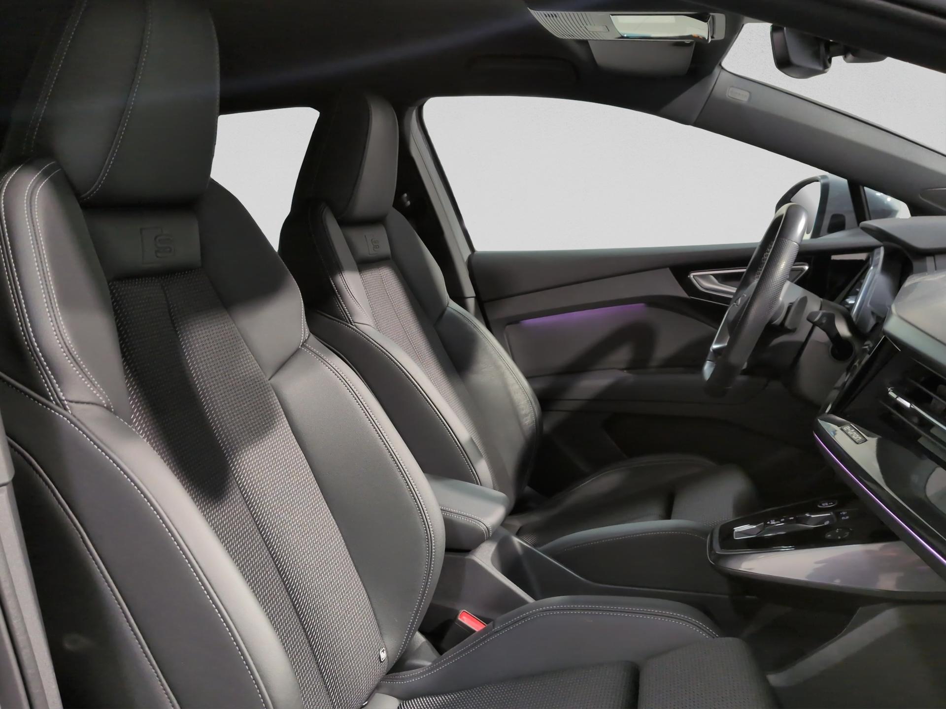 AUDI Q4 e-tron 45 quattro-image-16
