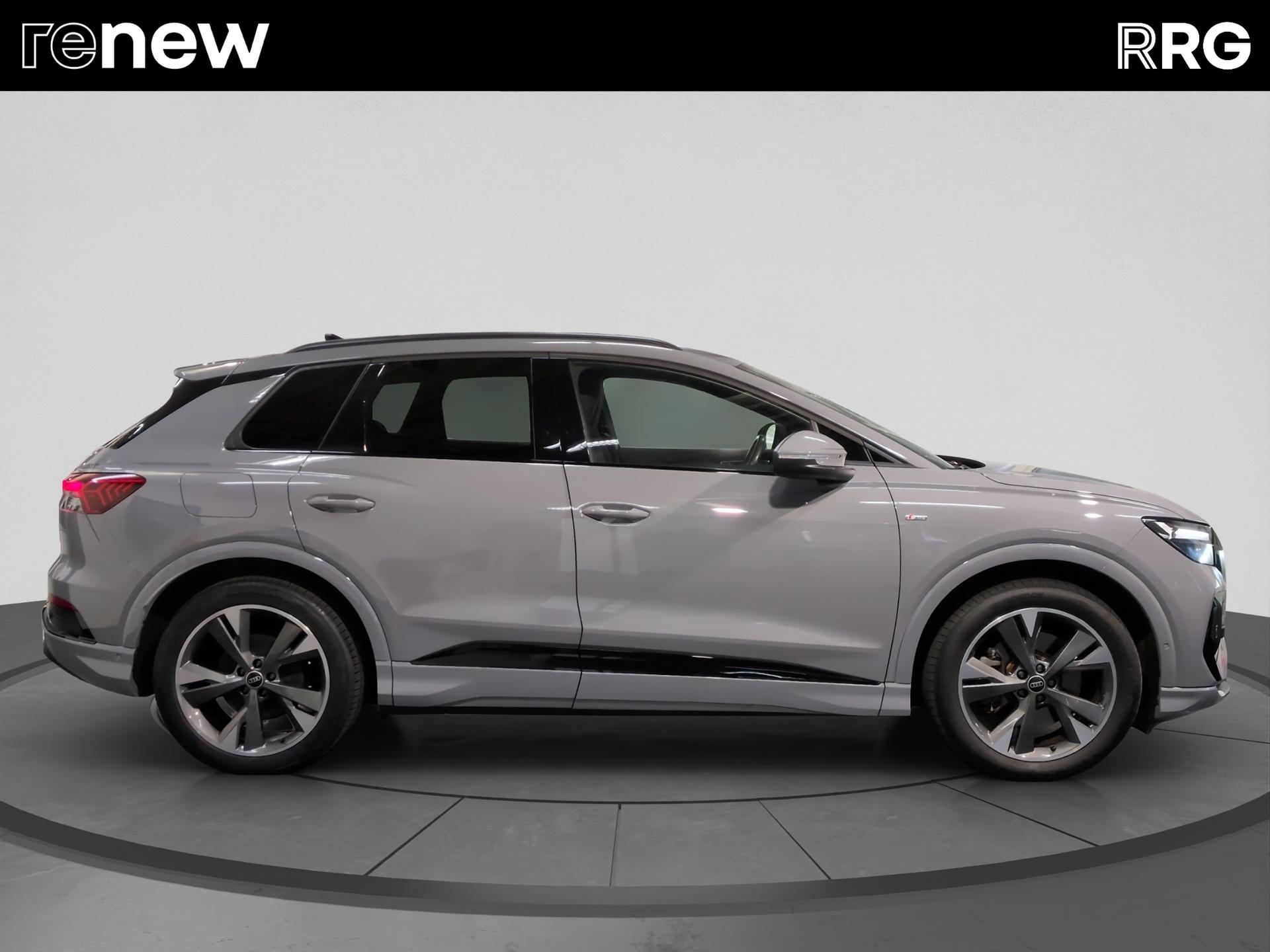 AUDI Q4 e-tron 45 quattro-image-1