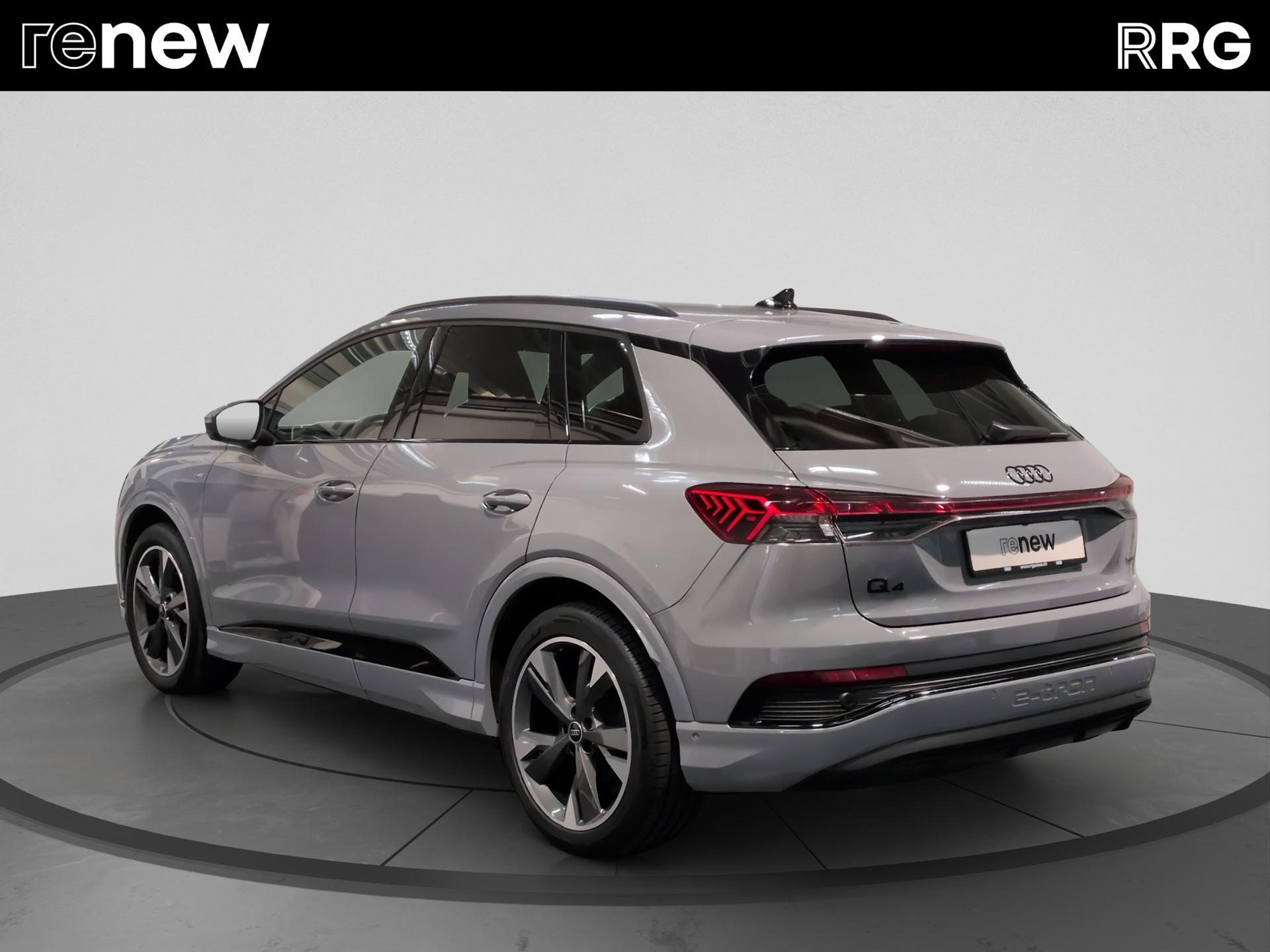 AUDI Q4 e-tron 45 quattro-image-4