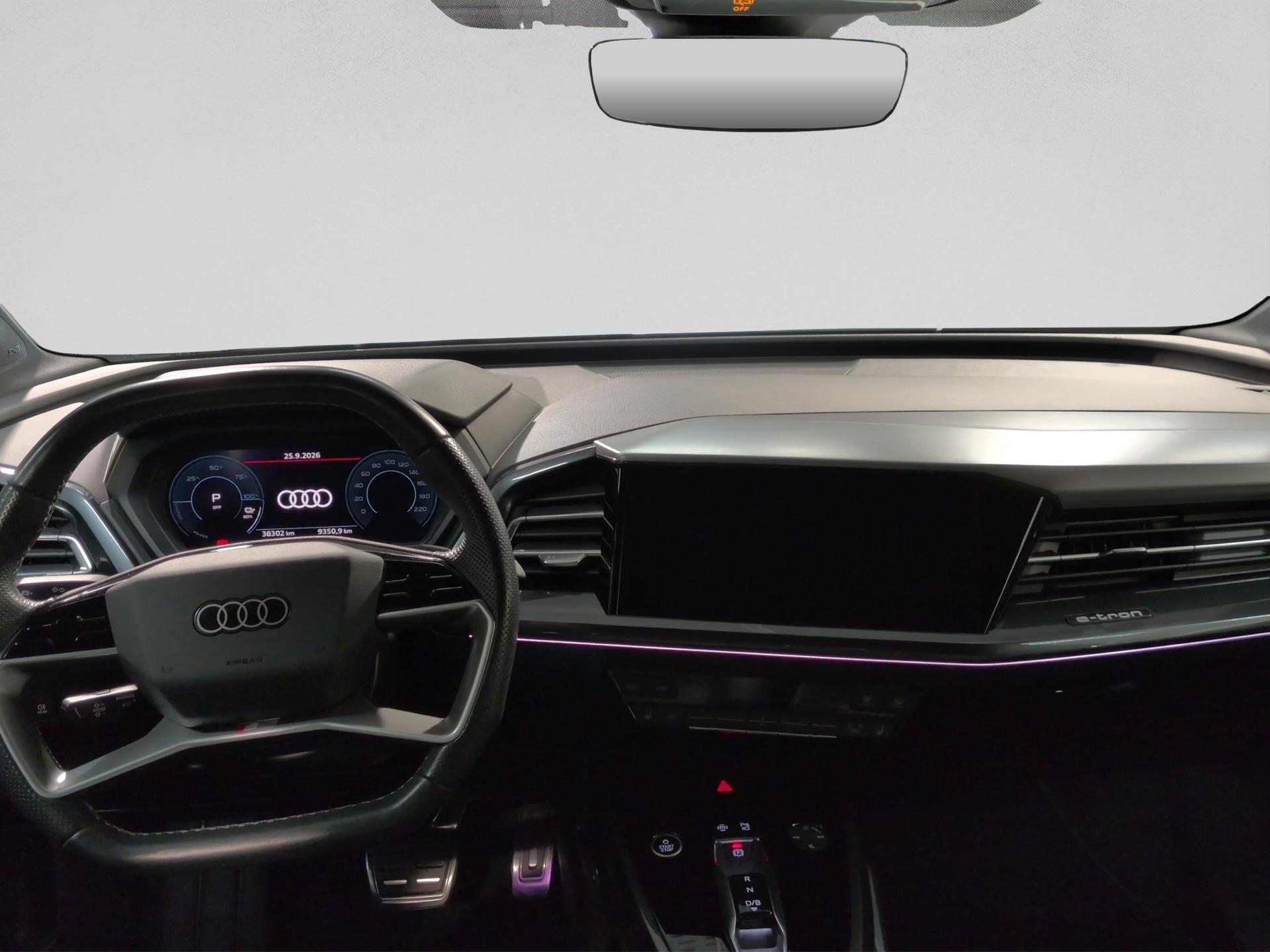 AUDI Q4 e-tron 45 quattro-image-13