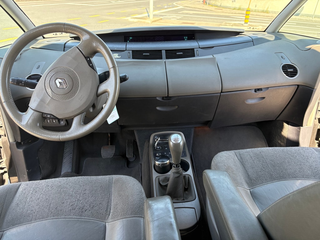 RENAULT Espace 3.5 V6 pour export-image-6