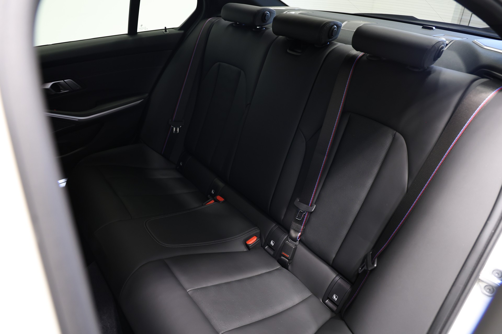 BMW M3 Competition M xDrive LCI *Carbon Interieur*BMW Werksgarantie bis 02.2029*-image-20