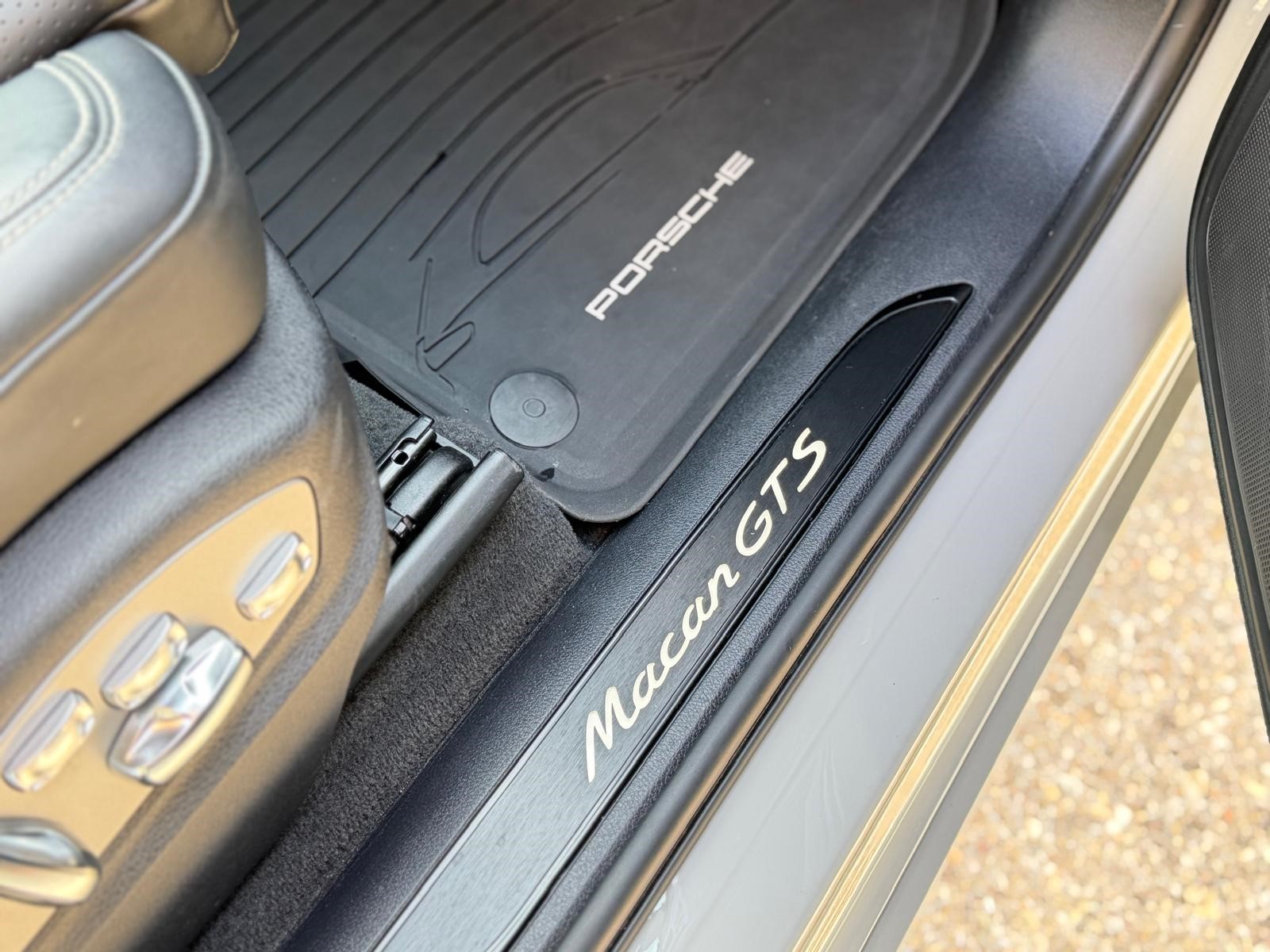 PORSCHE Macan GTS PDK-image-15