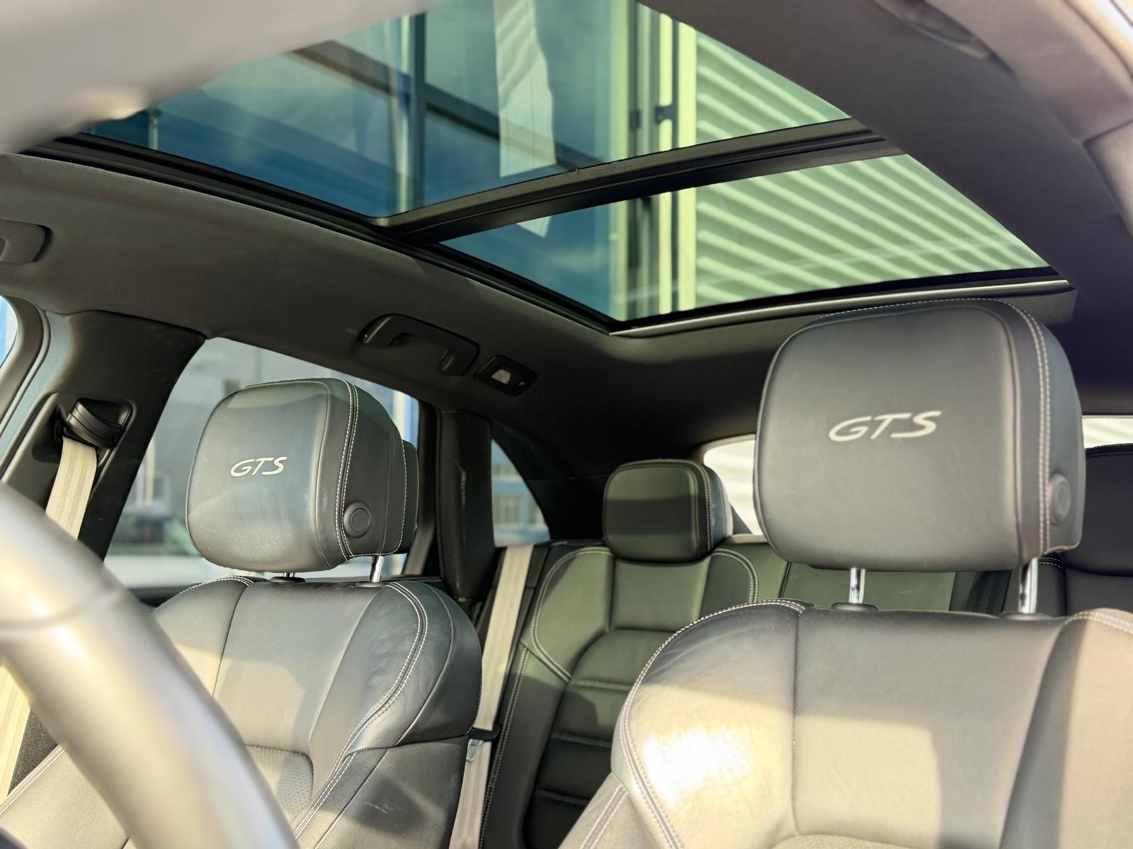 PORSCHE Macan GTS PDK-image-13