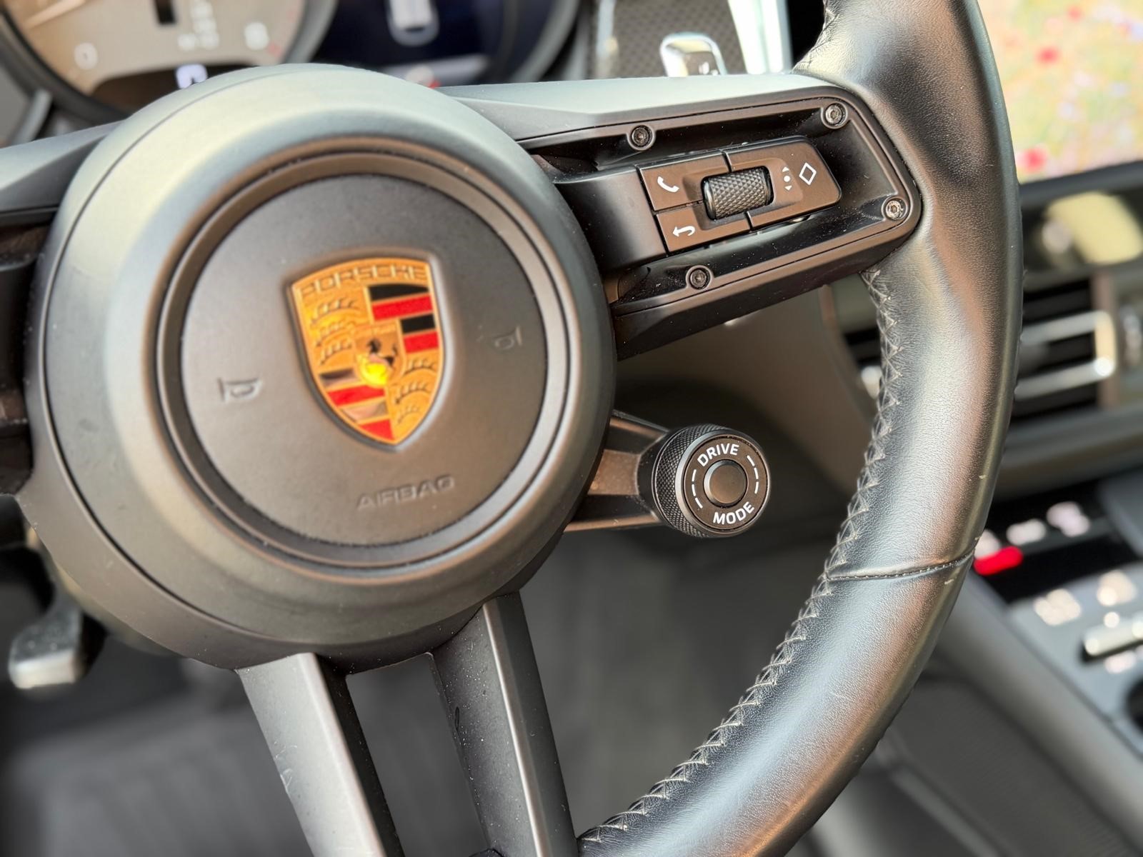 PORSCHE Macan GTS PDK-image-12