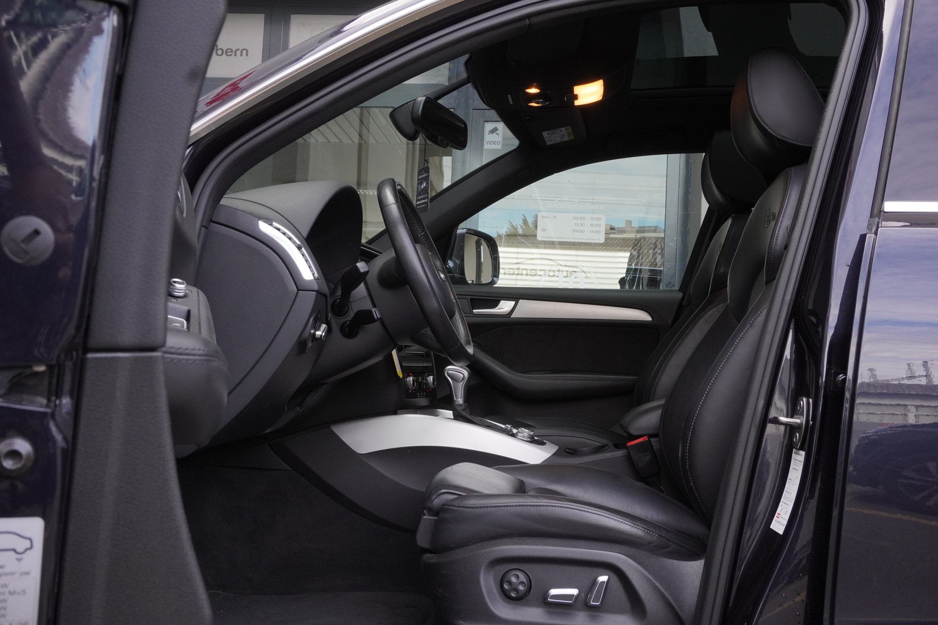 AUDI Q5 2.0 TFSI quattro tiptronic-image-8