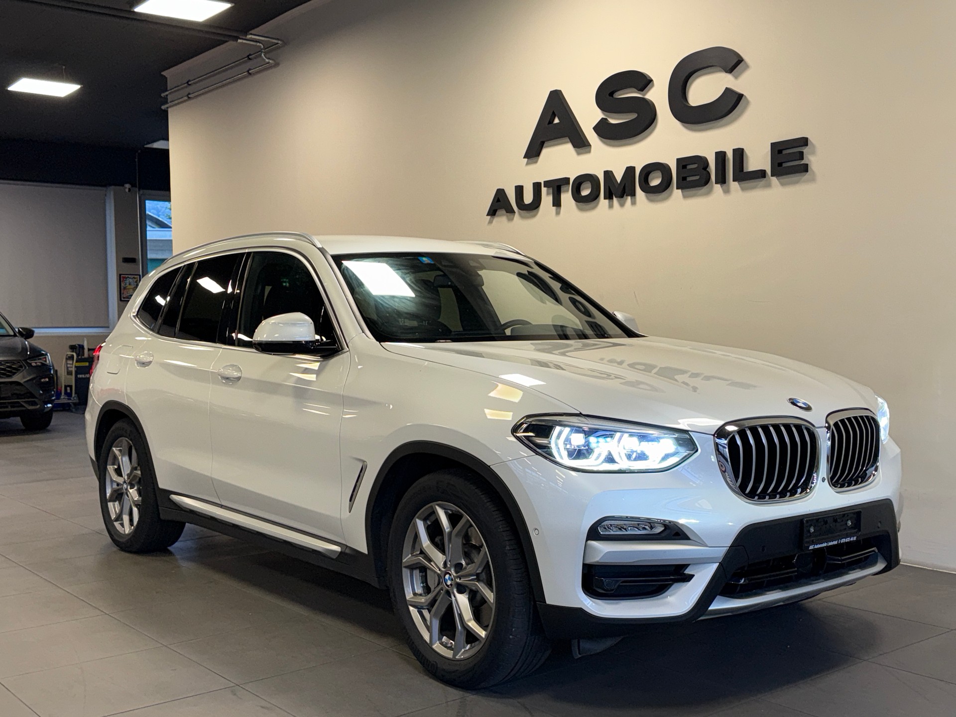 BMW X3 xDrive 30d xLine Steptronic *Anhängerkupplung*-image-0