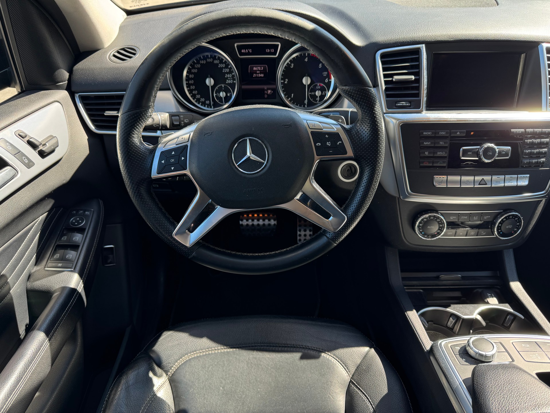 MERCEDES-BENZ ML 350 BlueTEC 4Matic 7G-Tronic-image-12