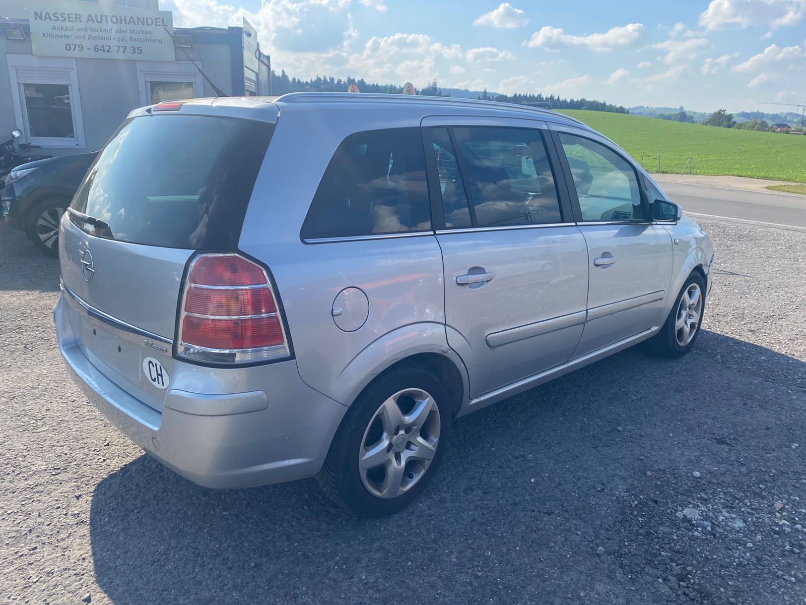 OPEL Zafira 2.2i 16V Sport-image-3