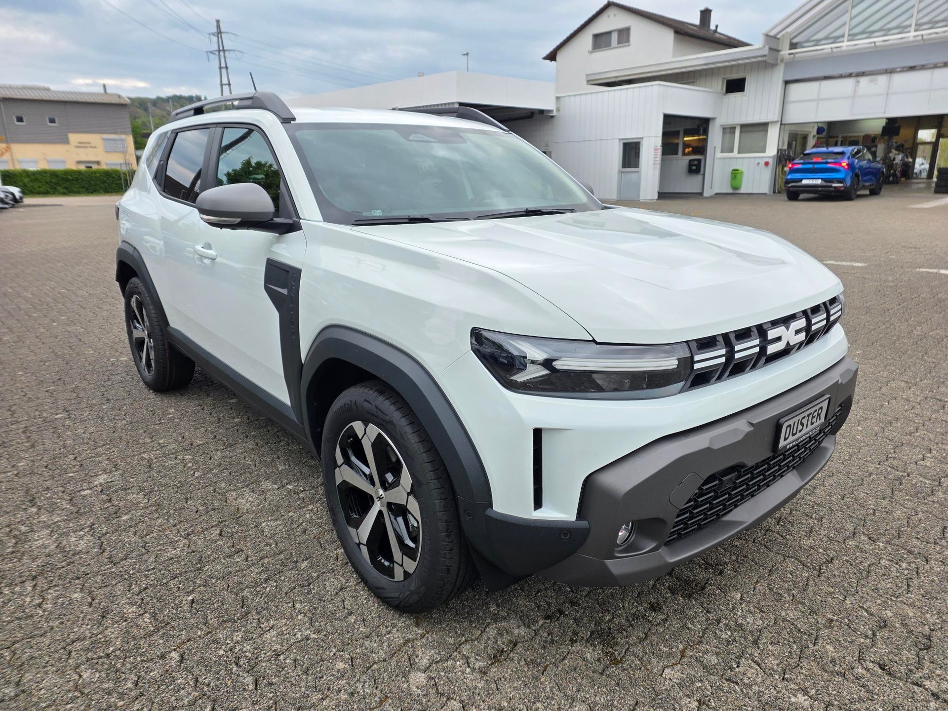 DACIA Duster 1.8 Hybrid Journey-image-4