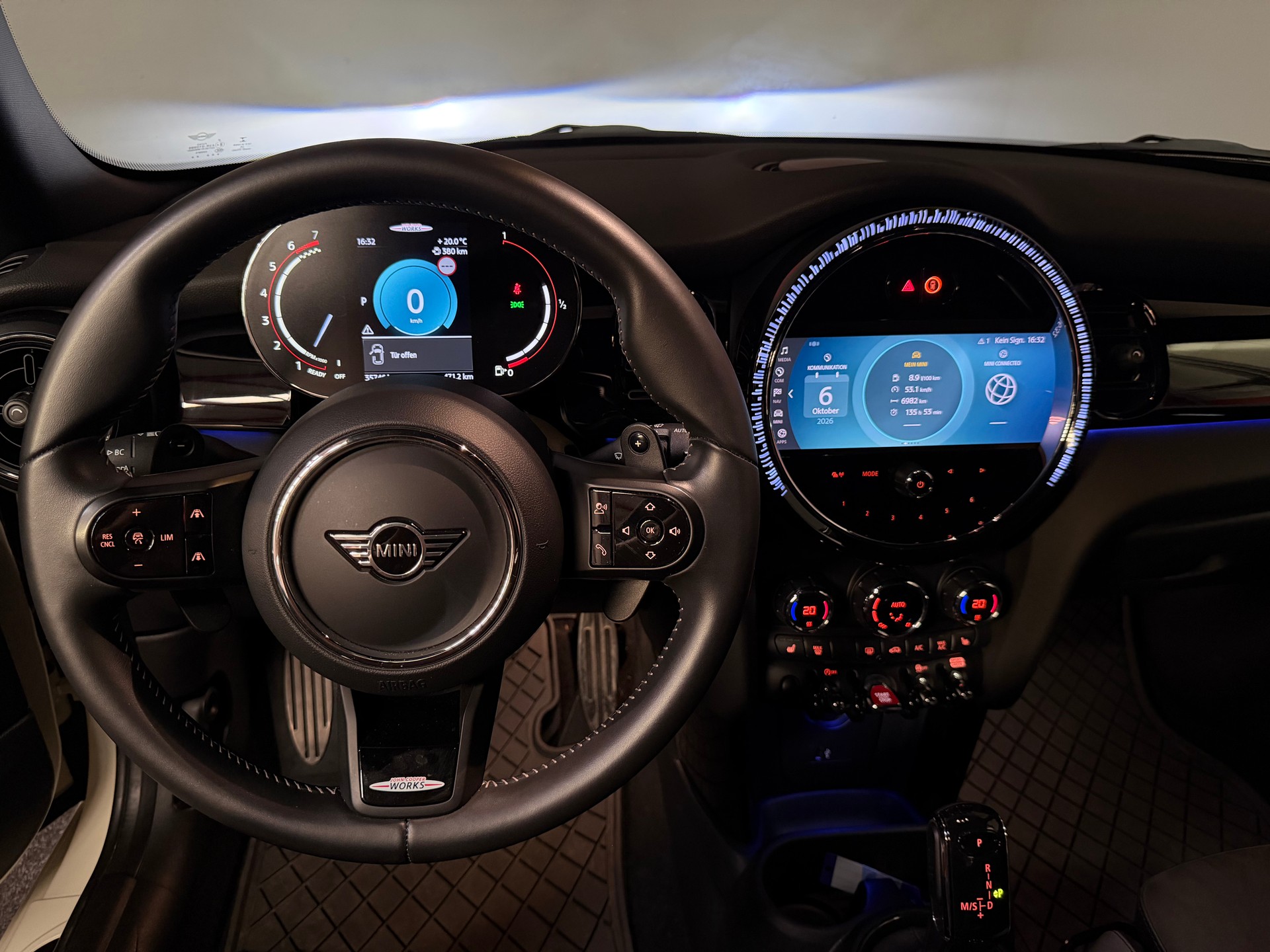 MINI Cooper John Cooper Works Steptronic-image-22