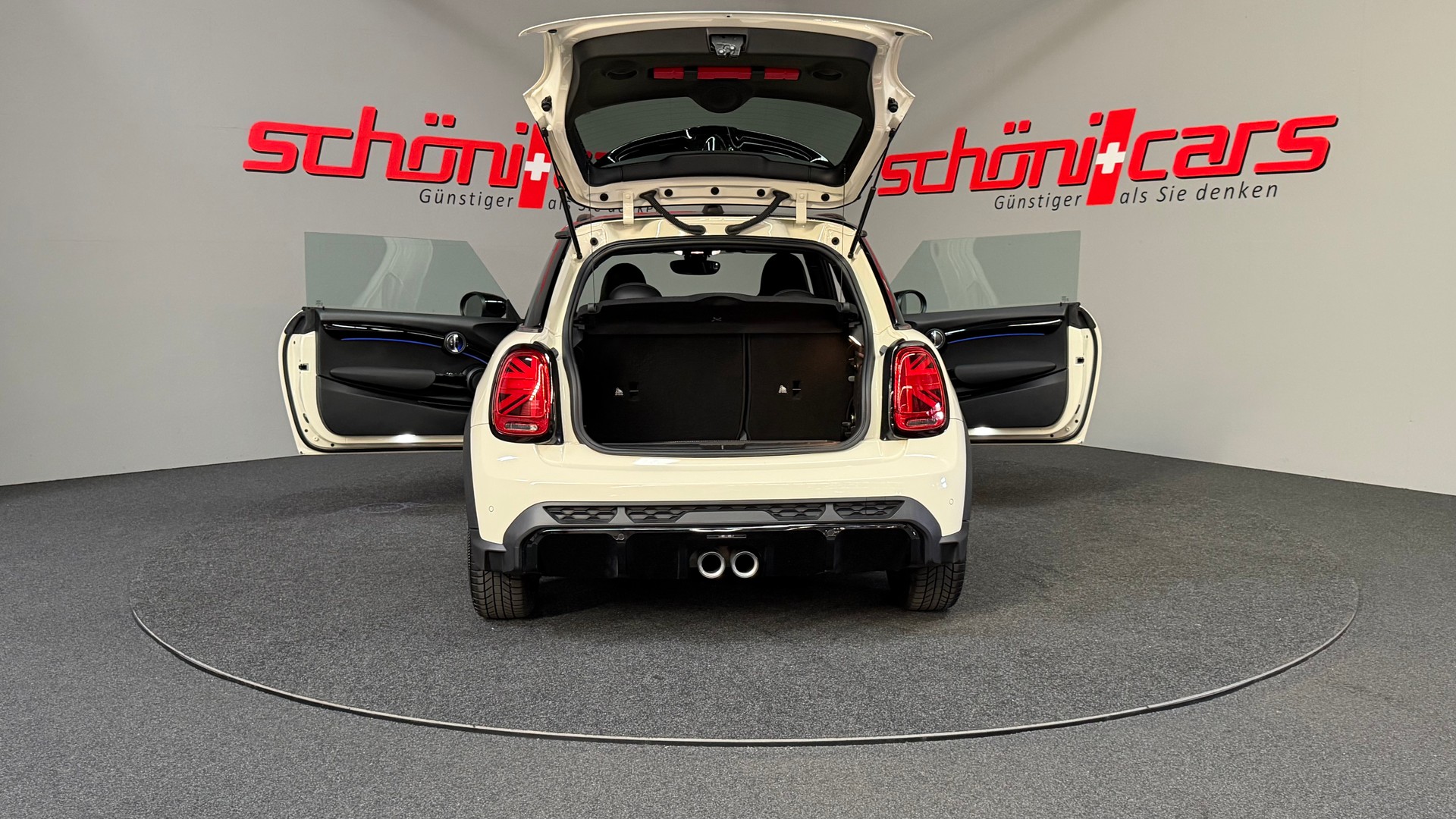 MINI Cooper John Cooper Works Steptronic-image-6