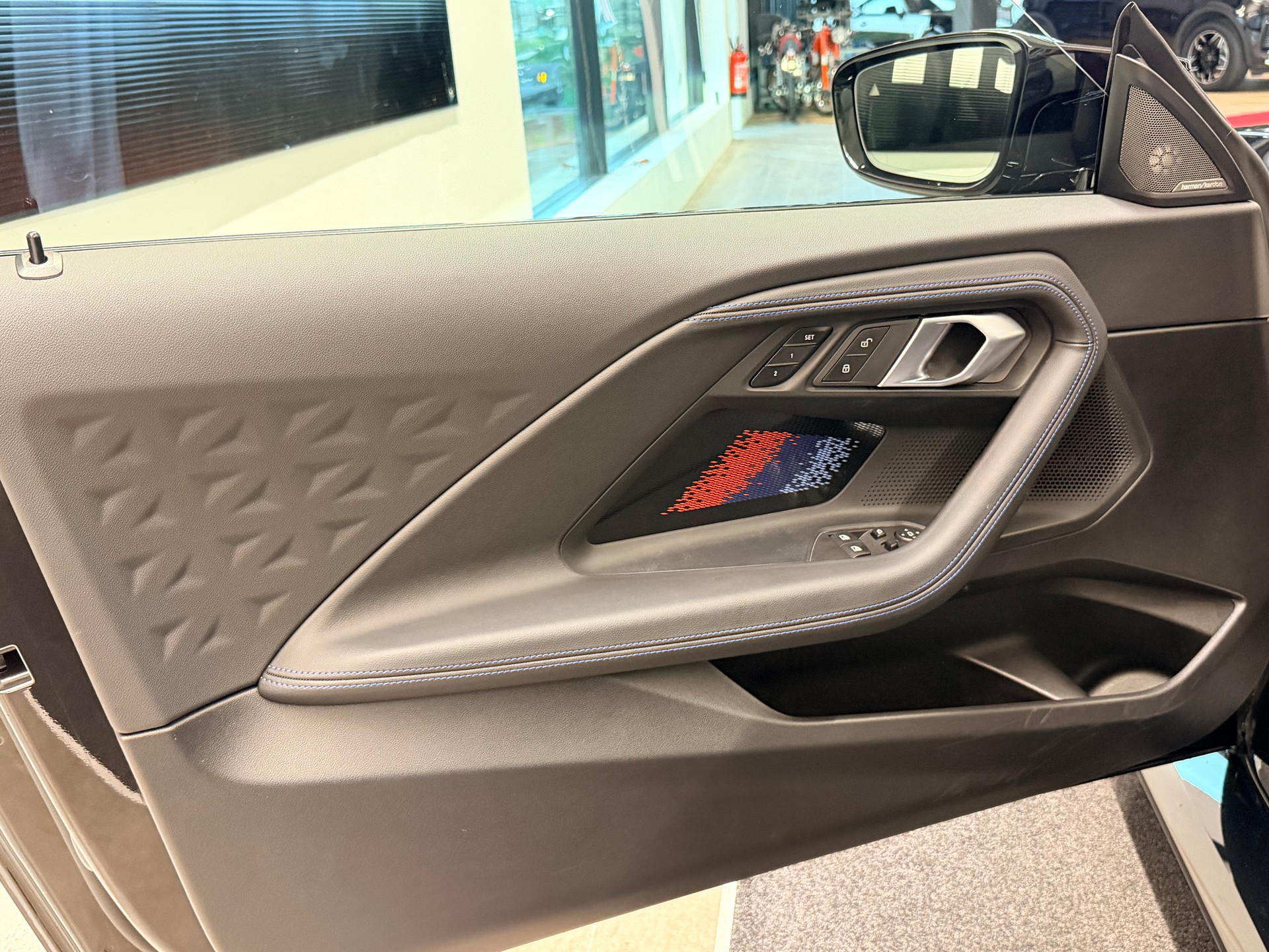 BMW M2 Steptronic-image-12