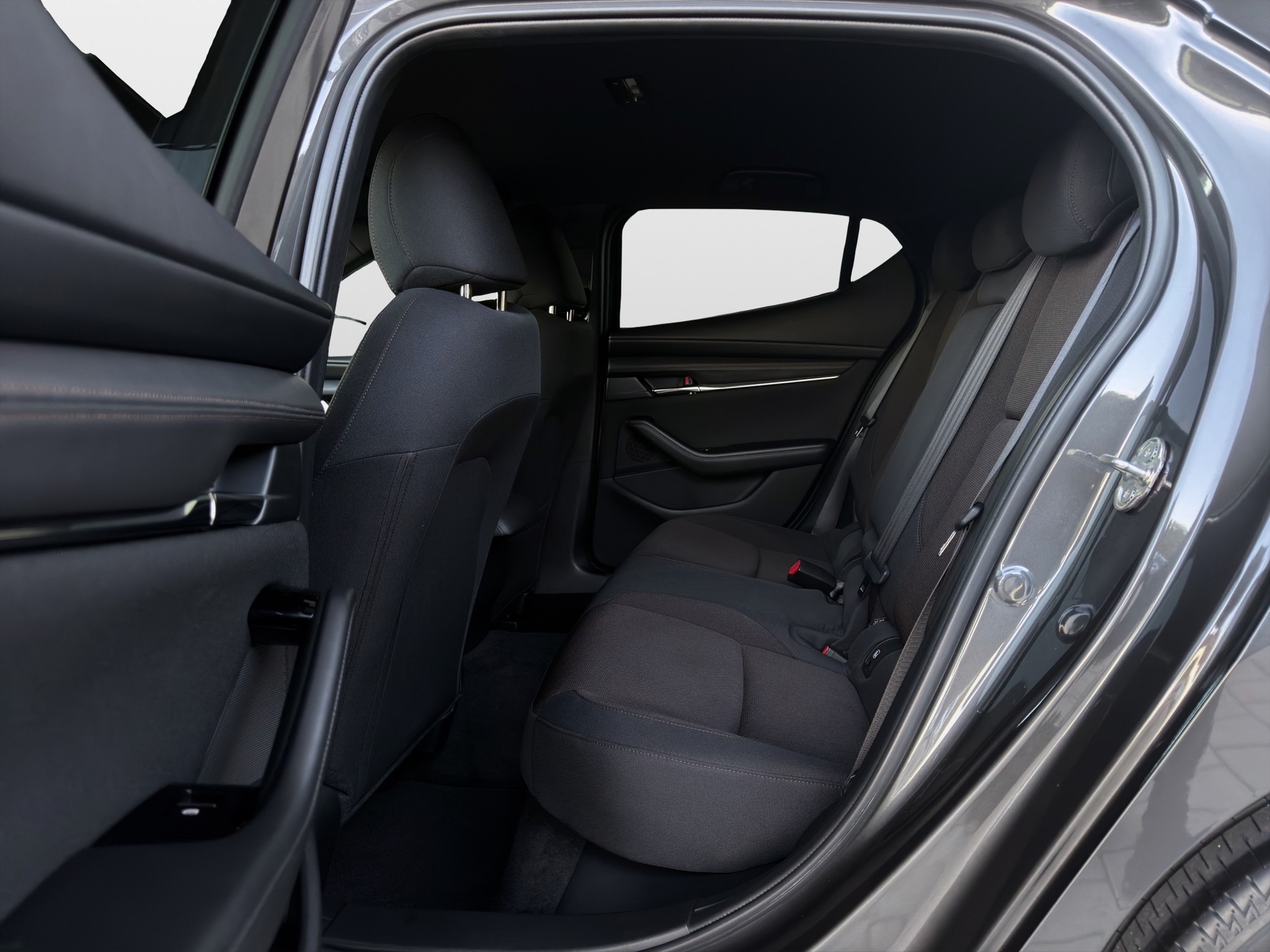 MAZDA 3 Hatchback SKYACTIV-X M Hybrid 180 Revolution AWD Automat*Ab MFK,1 Jahr oder 20'000km Garantie auf Motor und Getriebe*-image-11