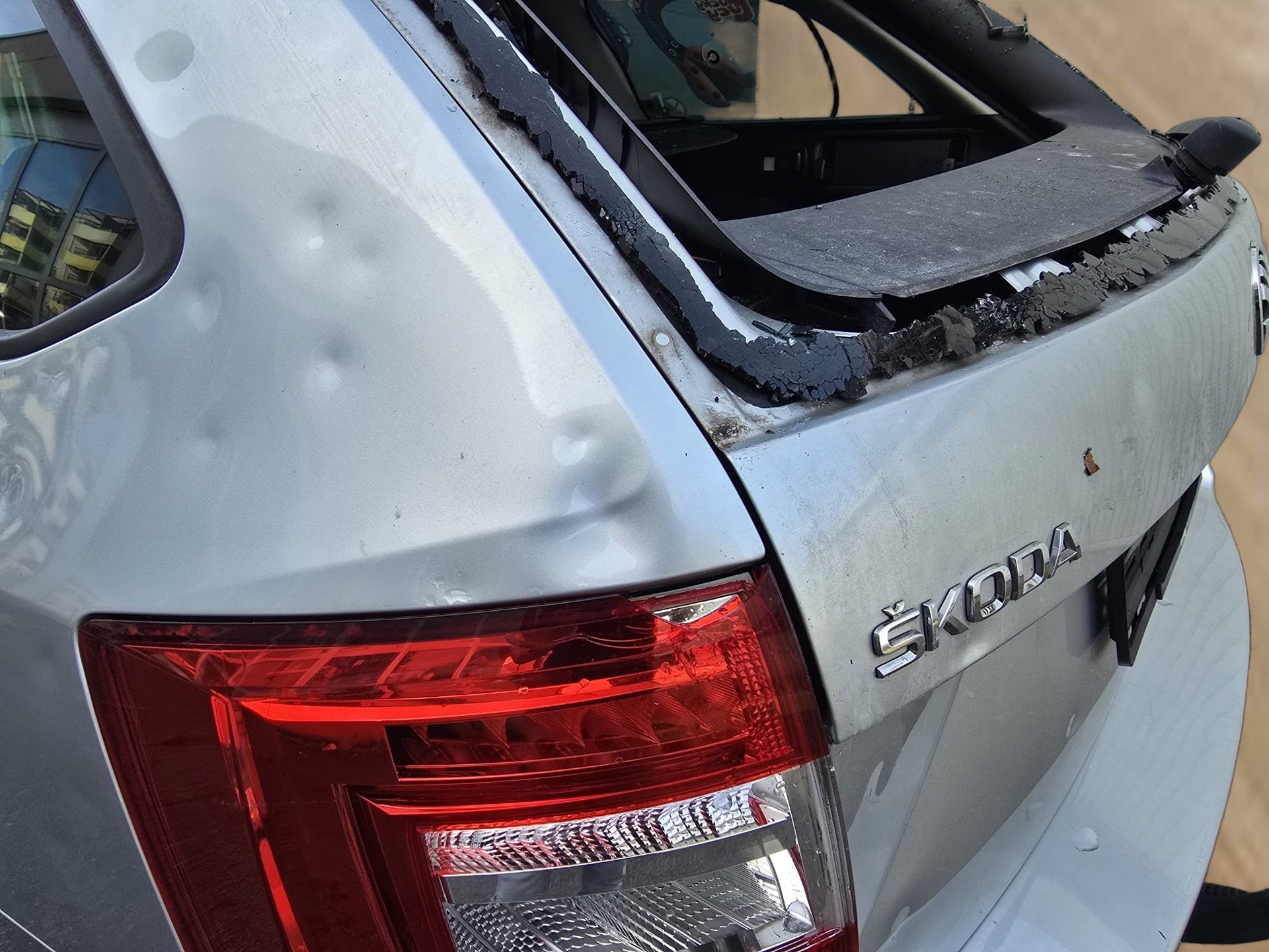 SKODA Octavia Combi 2.0 TDI Style 4x4 DSG-image-8