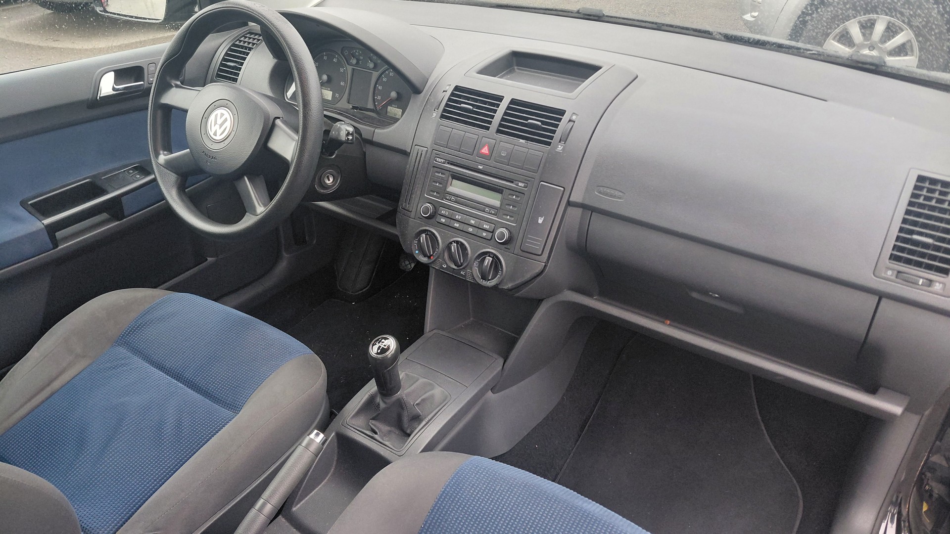 VW Polo 1.2 12V Comfortline-image-8