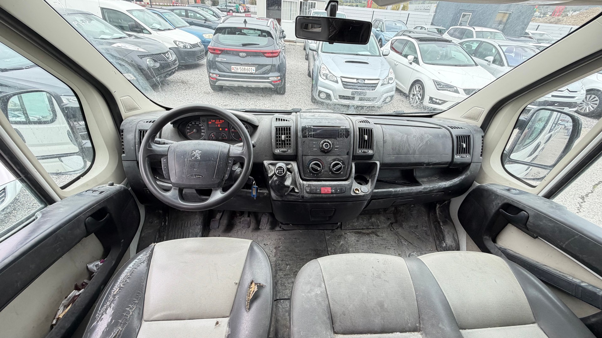 PEUGEOT BOXER-image-6