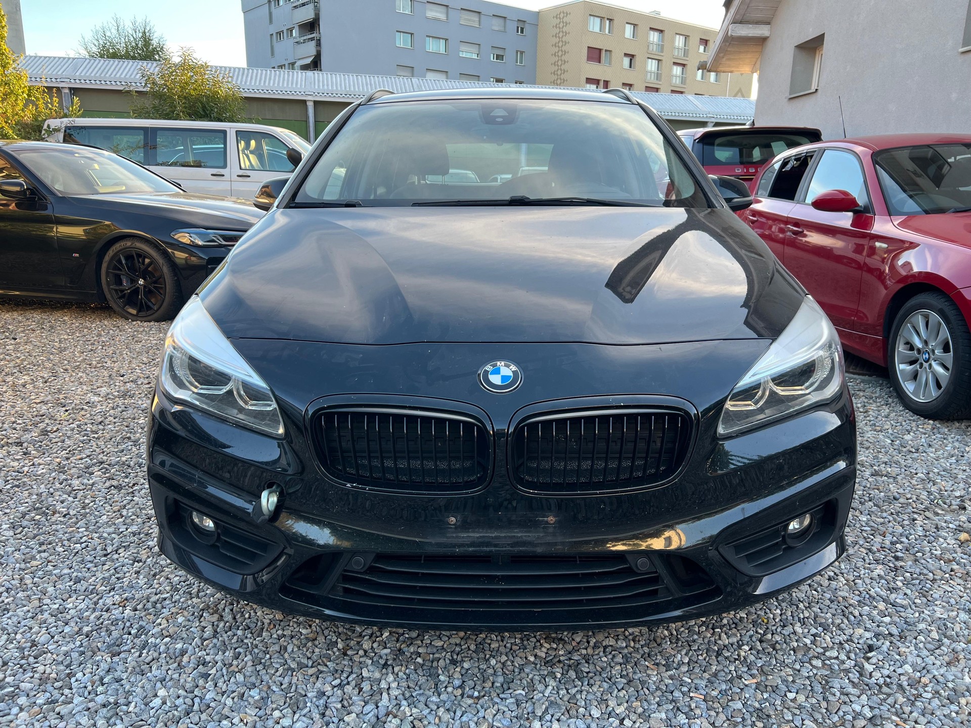 BMW 218d xDrive Active Tourer Sport Line Steptronic-image-1