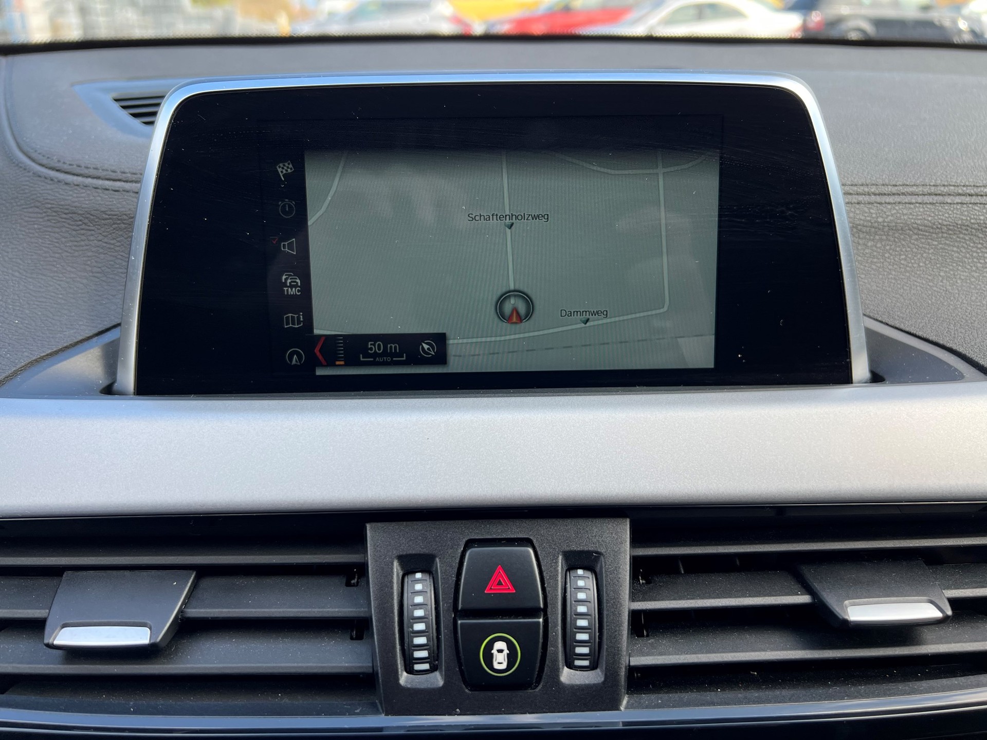 BMW X2 sDrive 18d Steptronic-image-11