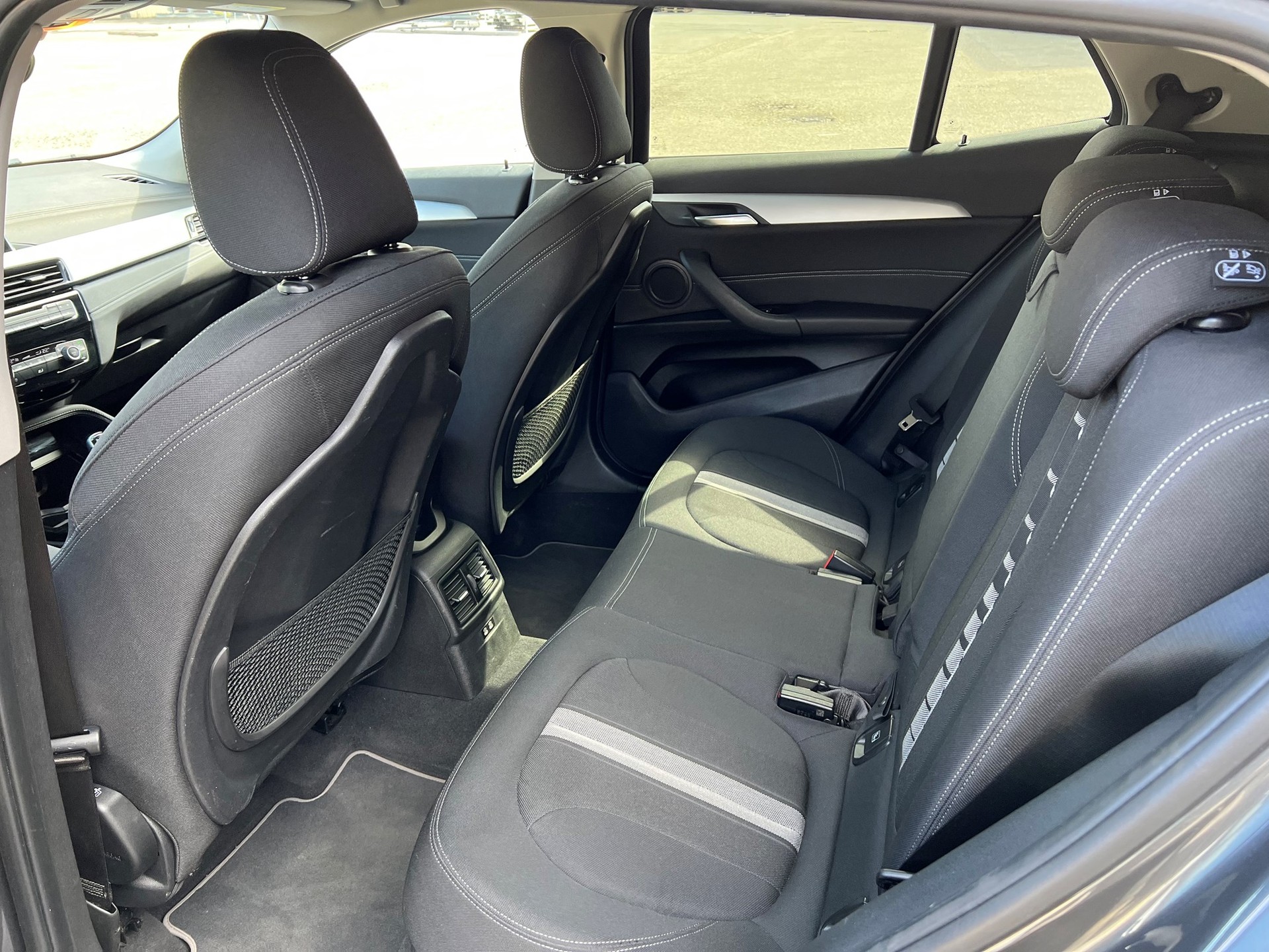 BMW X2 sDrive 18d Steptronic-image-8