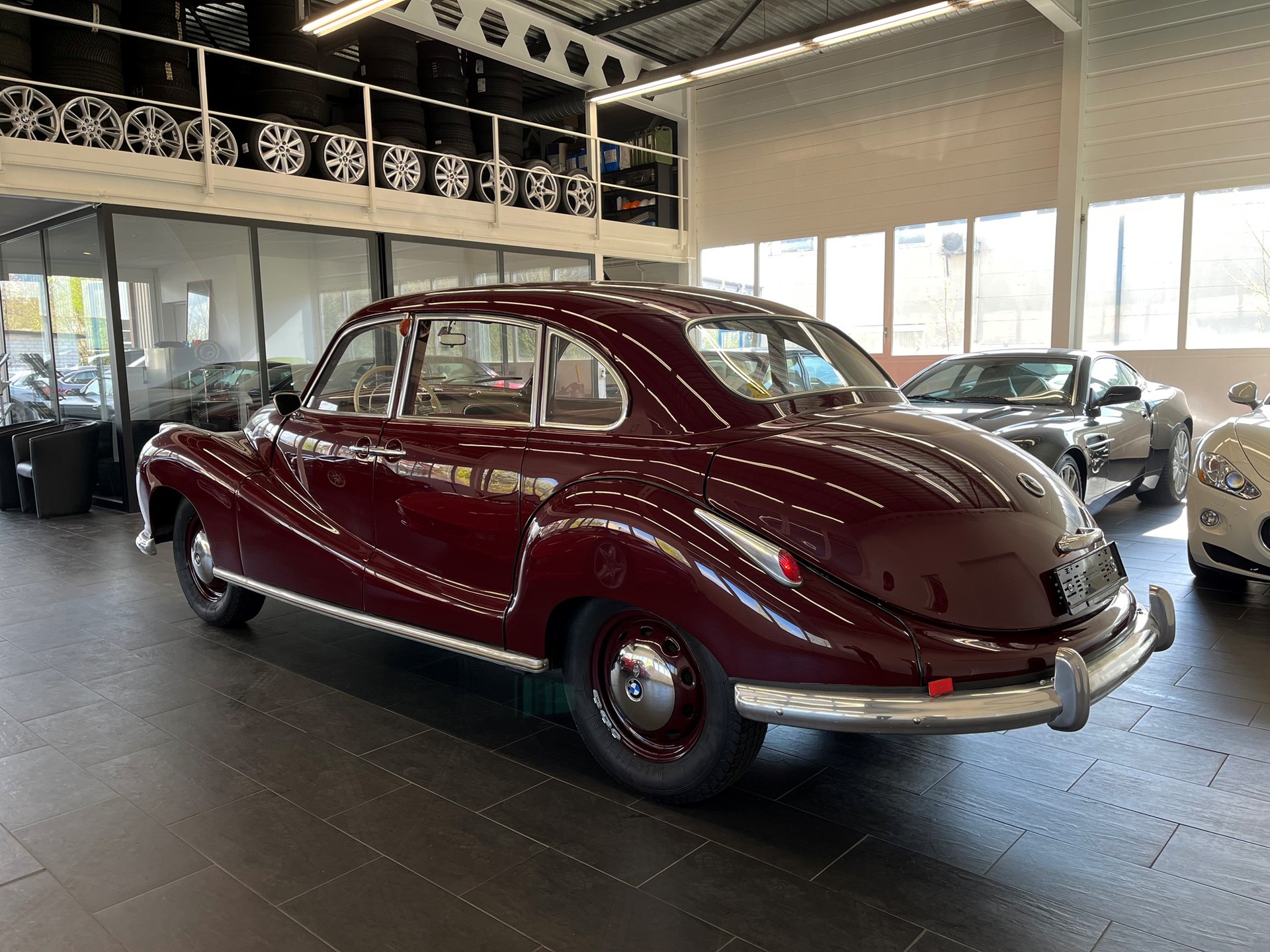 BMW 501-image-6
