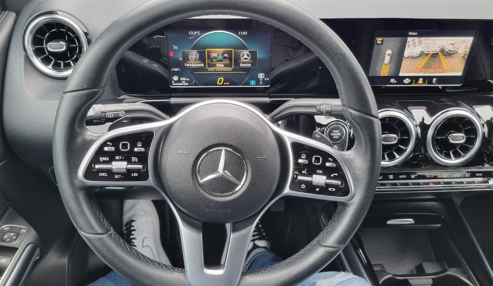MERCEDES-BENZ B 200 d Progressive 8G-DCT-image-2