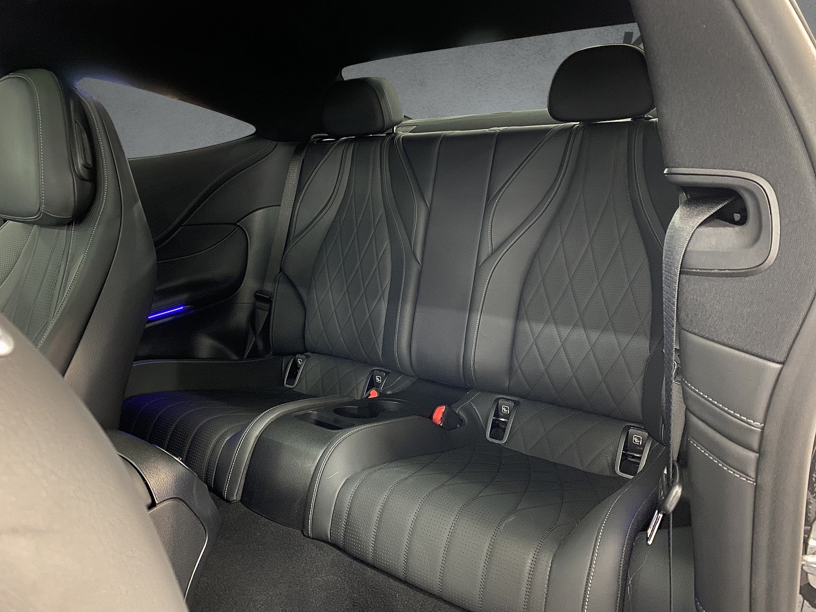 MERCEDES-BENZ CLE 450 AMG Line 4MATIC Coupé-image-7