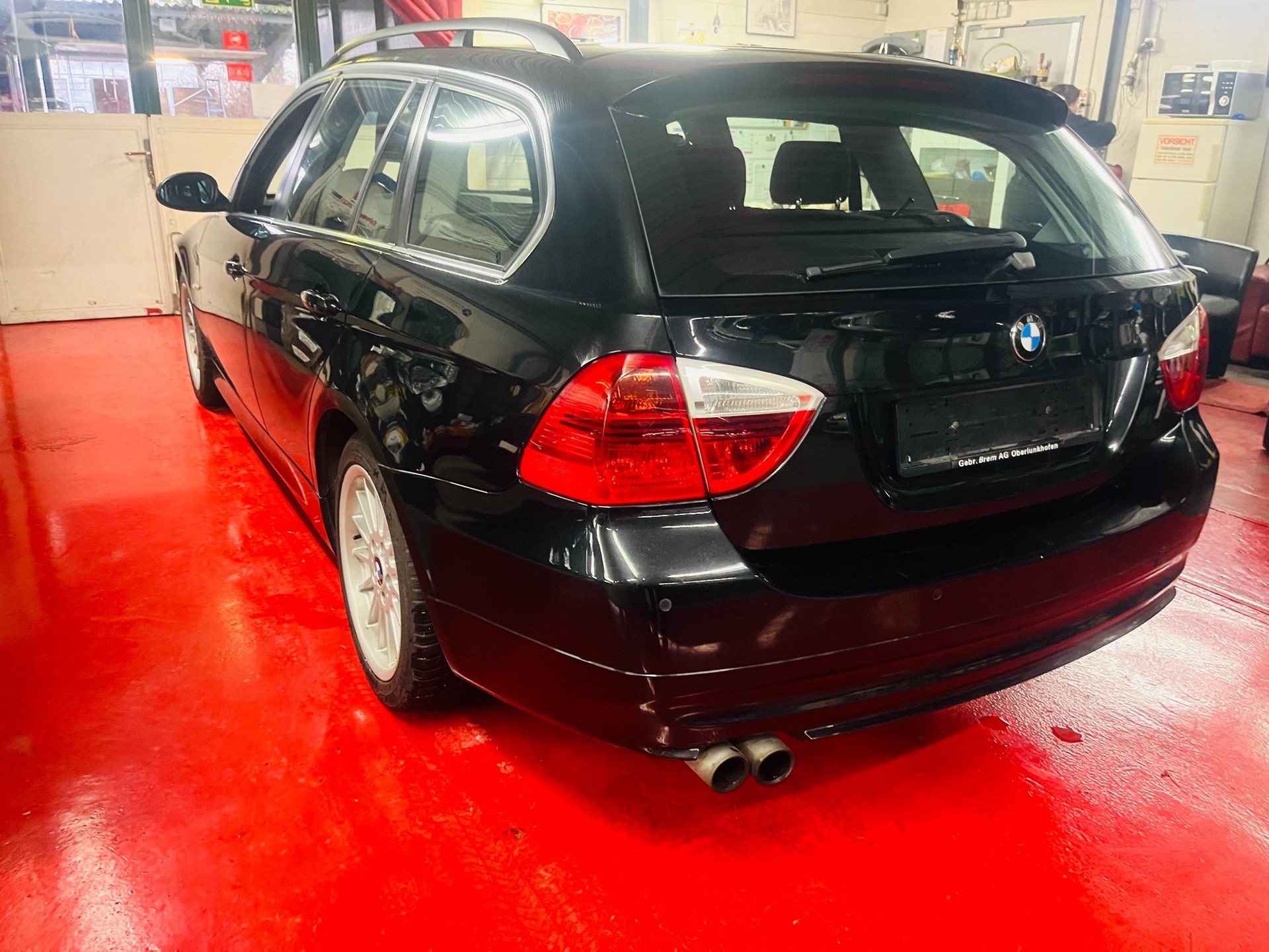 BMW 325i xDrive Touring more4you Steptronic-image-6