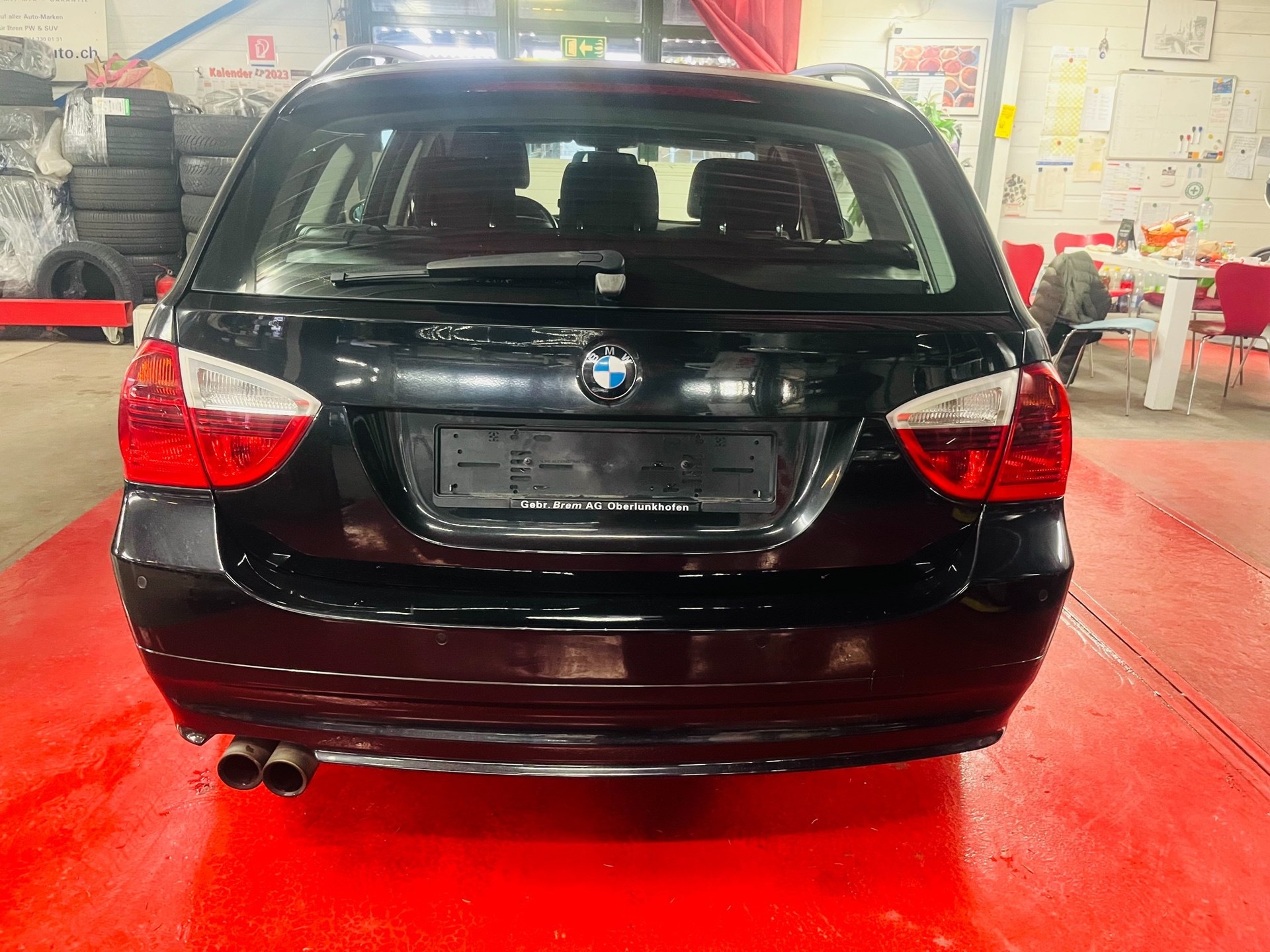 BMW 325i xDrive Touring more4you Steptronic-image-4